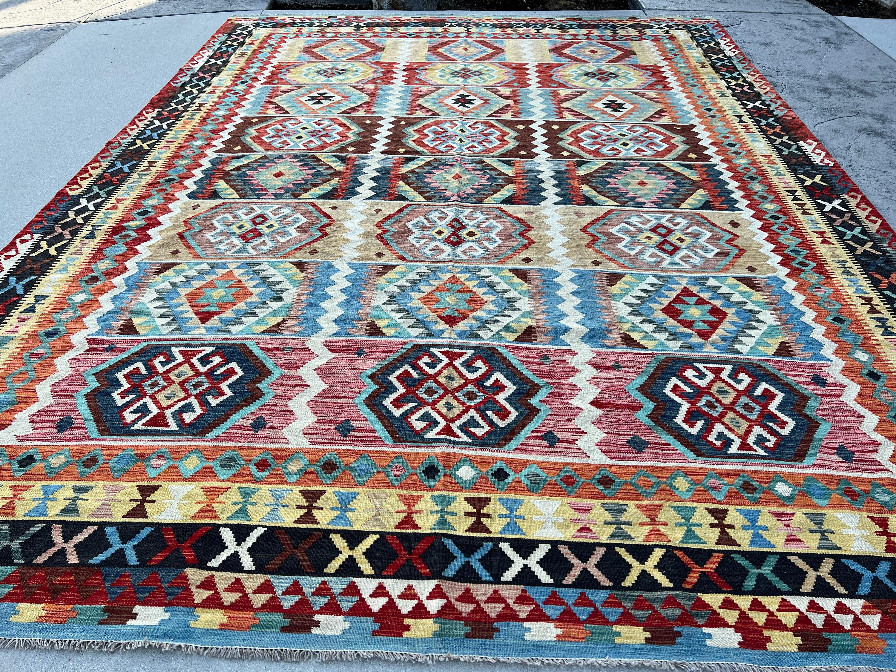 10x13 Hand-Knotted Afghan Kilim Rug Premium Hand-Spun Afghan Wool Fair Trade In New Condition For Sale In San Marcos, CA