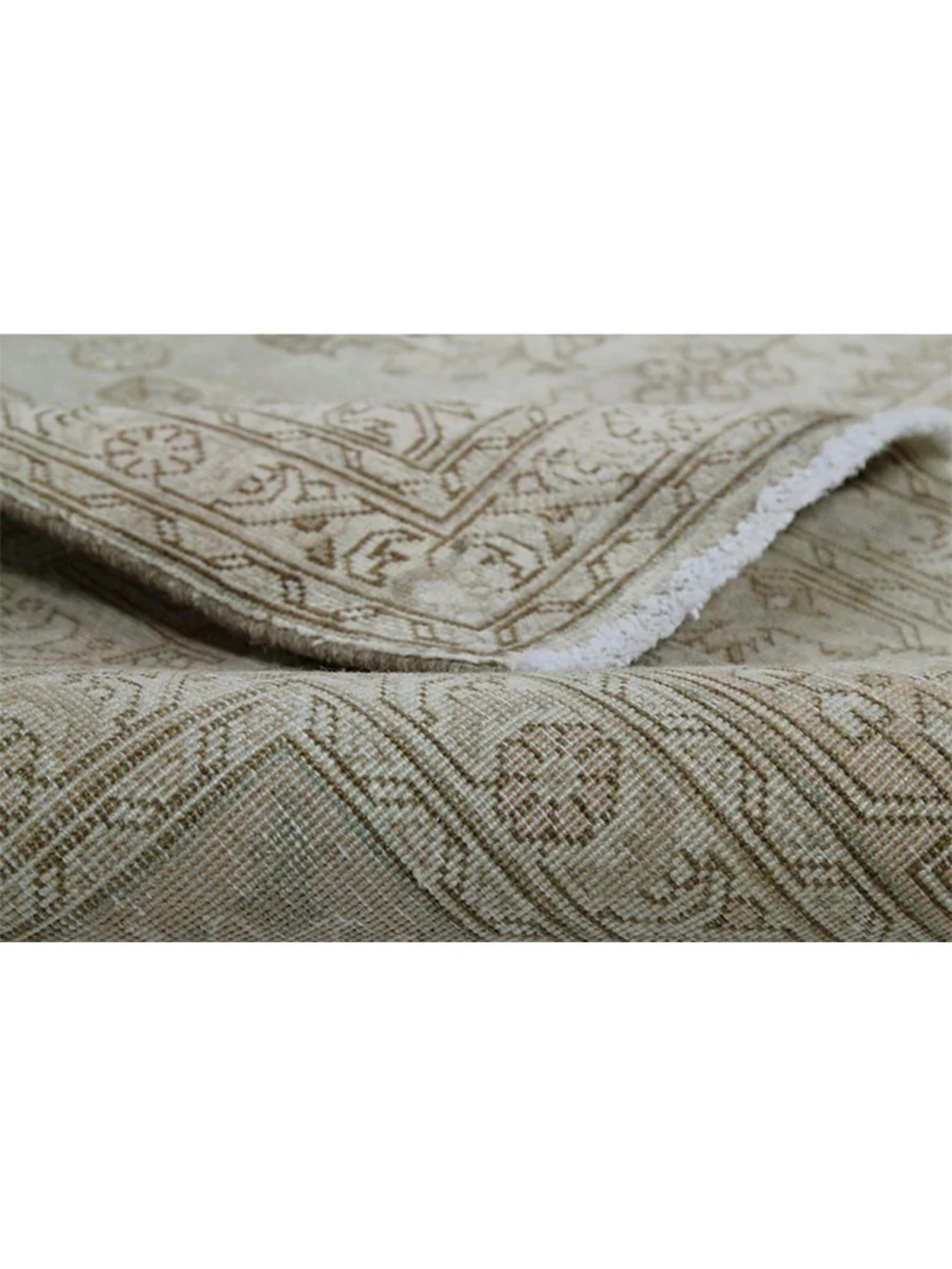 10x13 Handgeknüpfter beiger Vintage-Tabriz-Teppich (Persisch) im Angebot