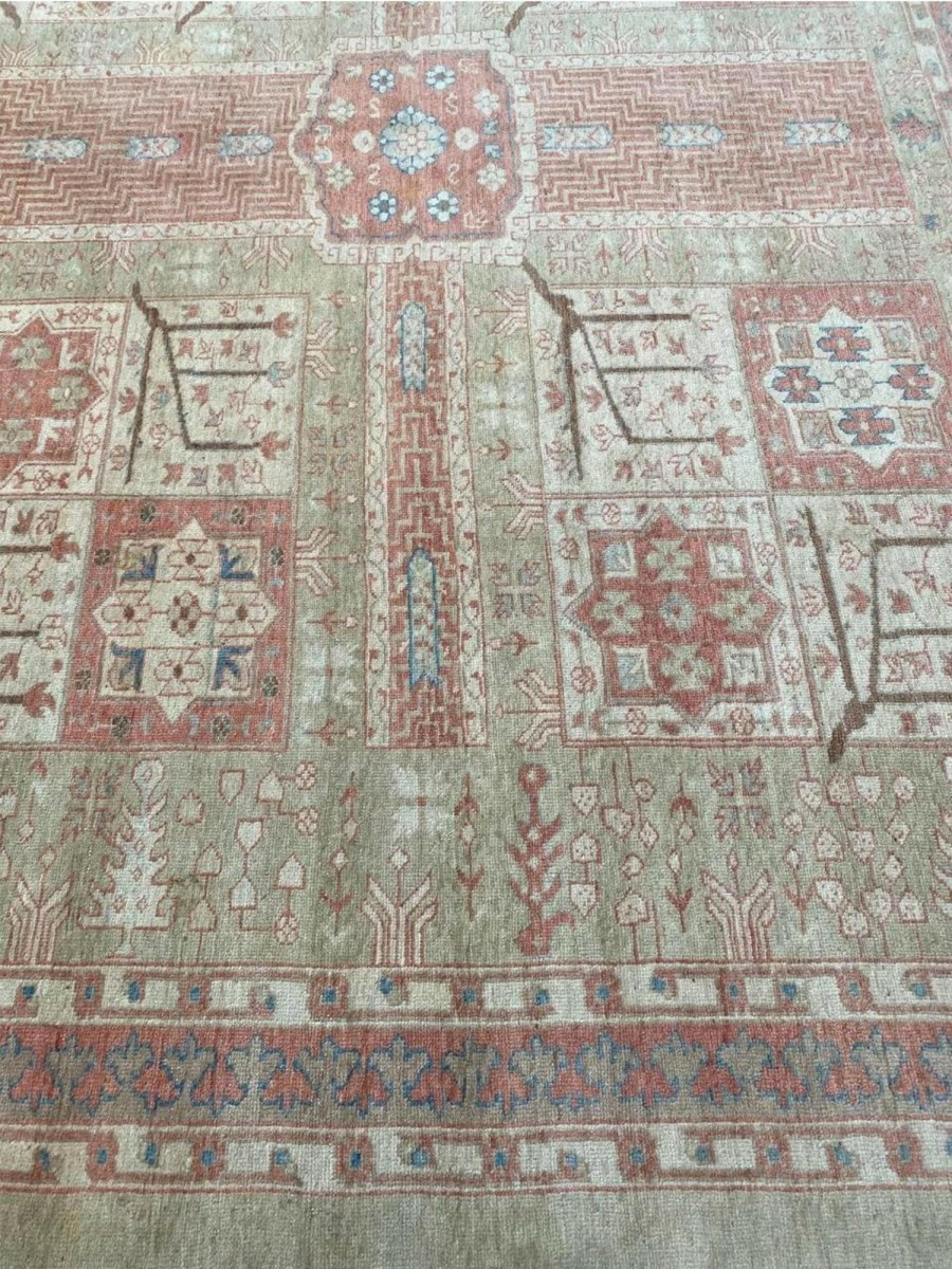 10x13 Hand-Knotted Old Bakshayesh Area Rug en vente 2