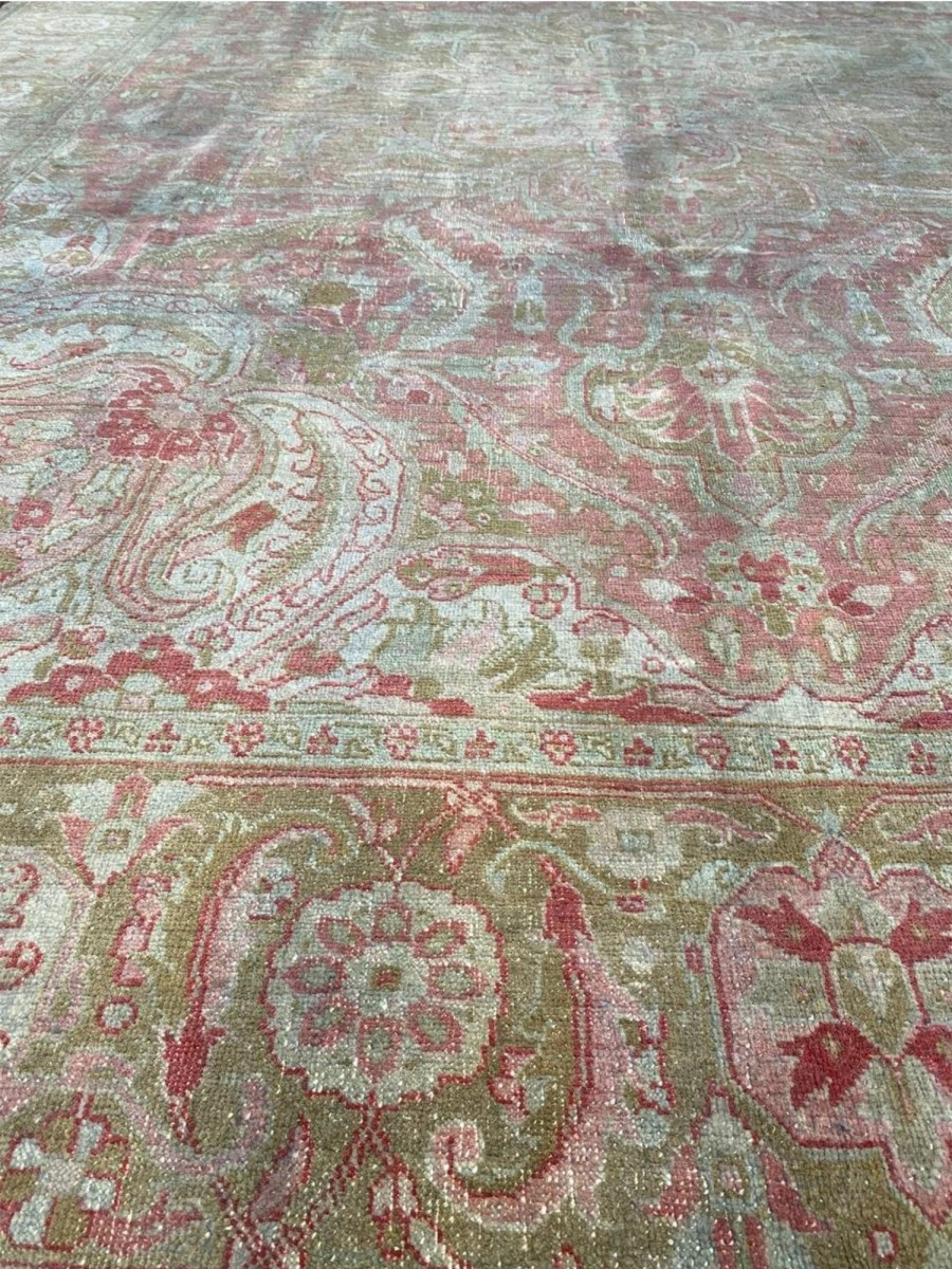 10x13 Hand Knotted Old Heriz Area Rug For Sale 3