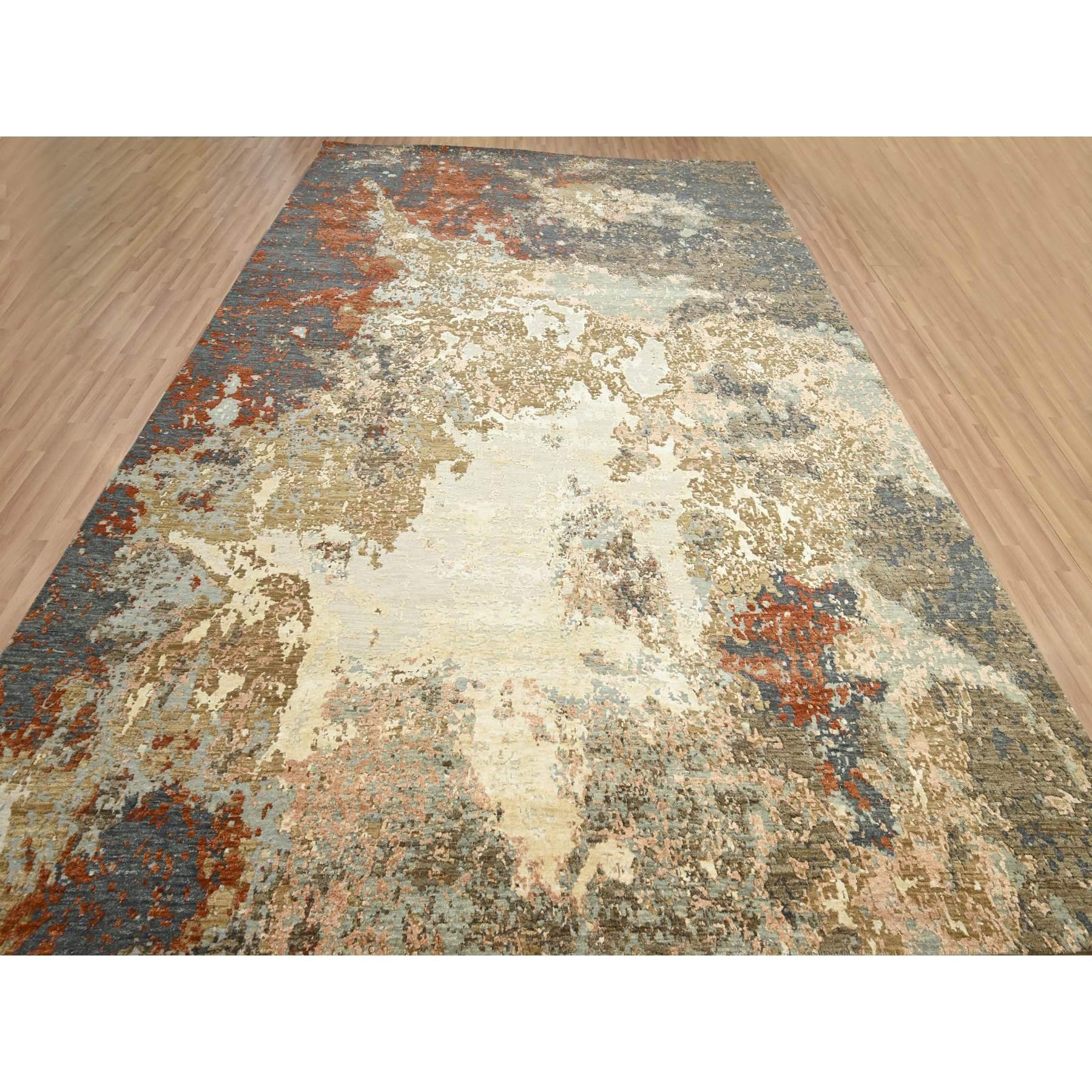 Ankergrau mit Beige, Dicht gewebt, Abstrakt mit Galaxie Muster, Persisch geknüpft, Reine Wolle, Handgeknüpft, Orientteppich
Primäre MATERIALIEN: Wolle
Latex: Kein Flor 
Höhe: 0,25 Zoll
Stil: AM Contemporary
Grundfarbe: Grau
Sekundäre Farben: Rost,