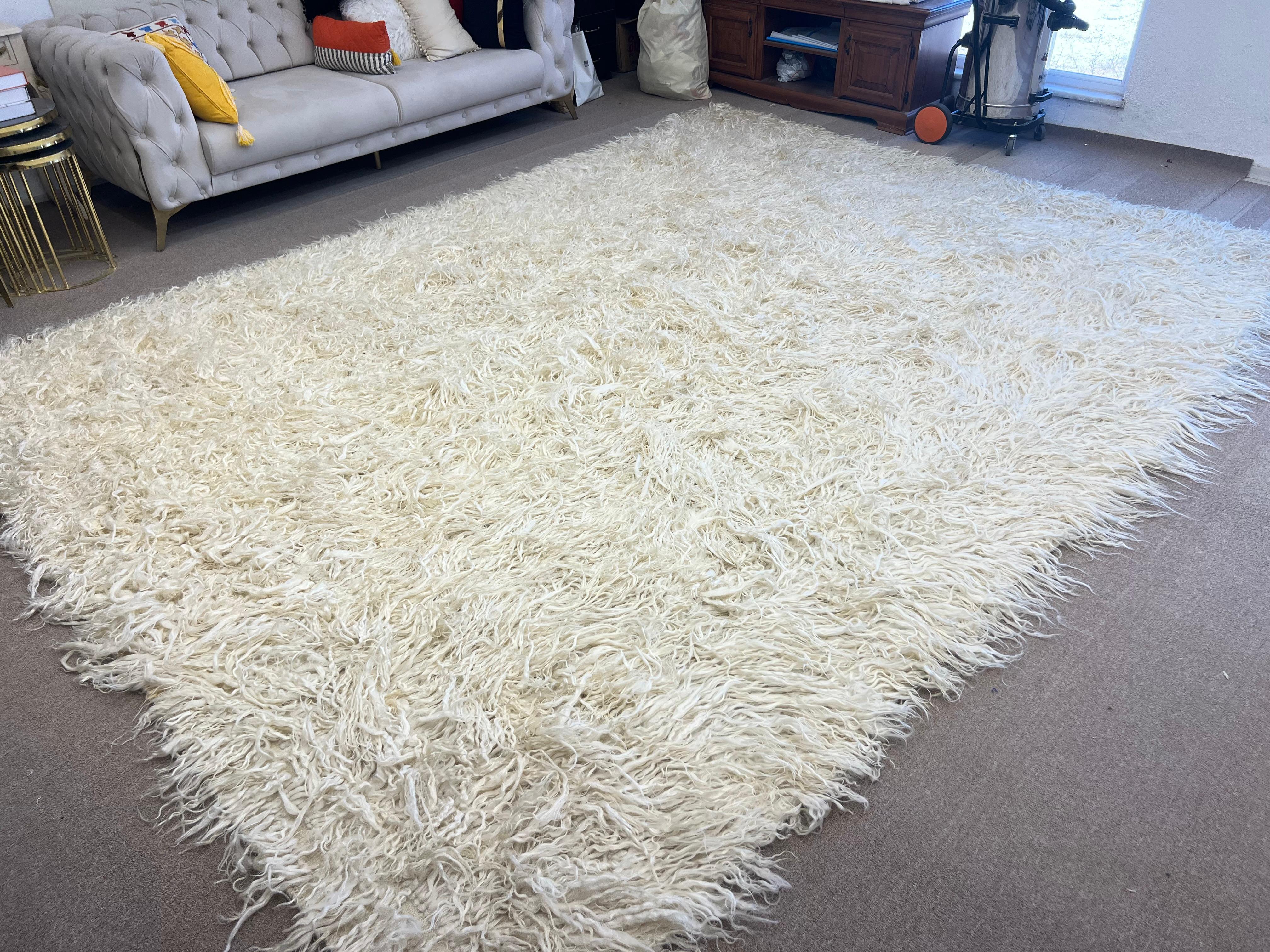 Tappeto Shag Pile 10x13.2 Ft in lana mohair beige naturale. Tappeto Tulu fatto a mano in vendita 3