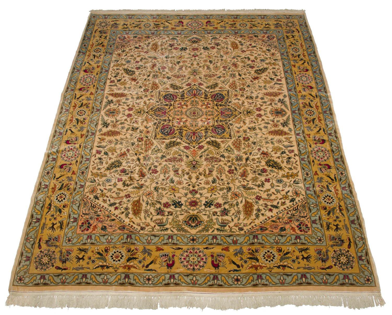 Vintage Fine Bulgarian Isfahan Design Carpet For Sale 1