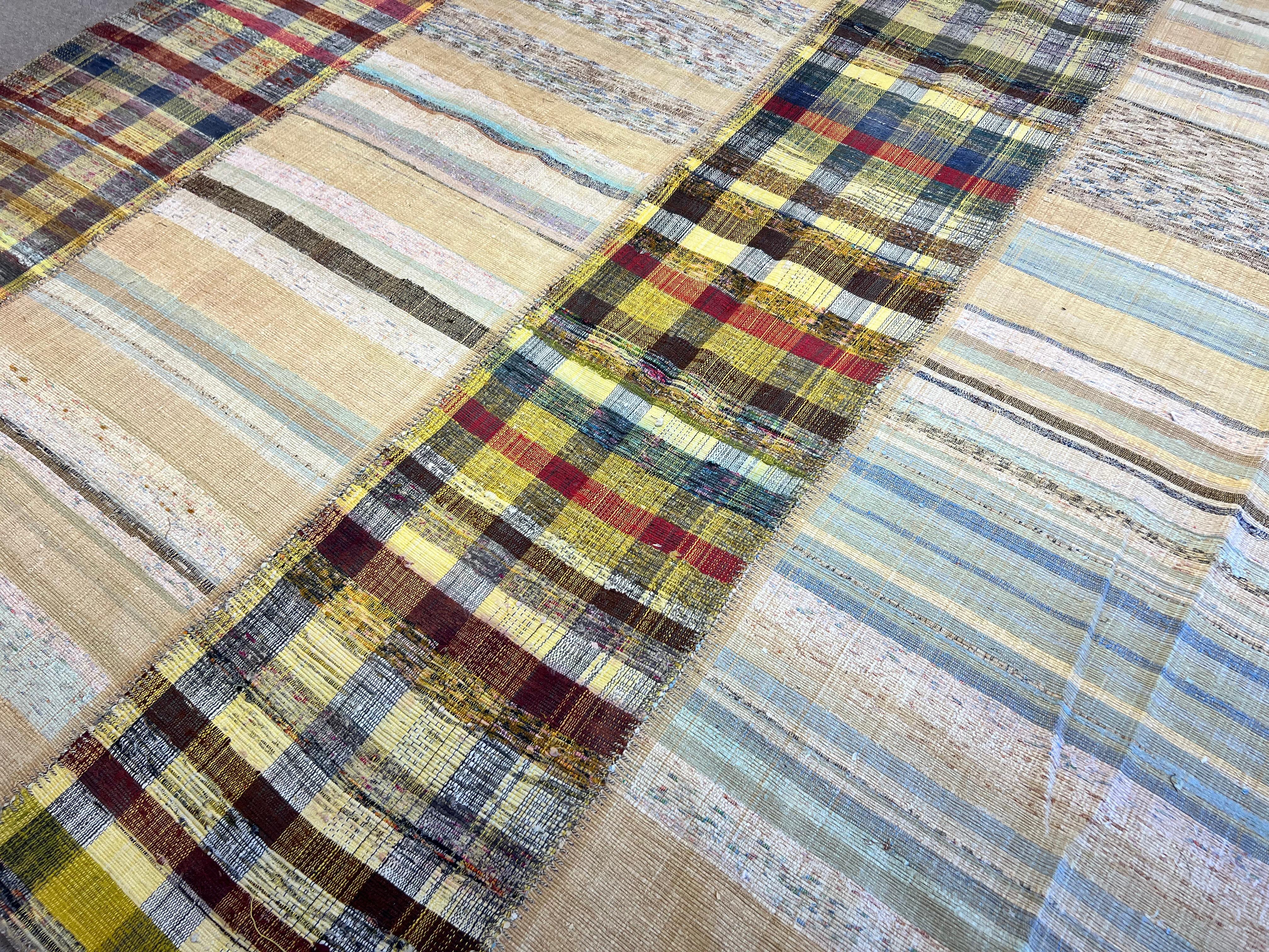 10x13.7 Ft Vintage Anatolischer Kelim, handgewebter gestreifter Teppich, Baumwoll- Rag-Teppich im Angebot 4