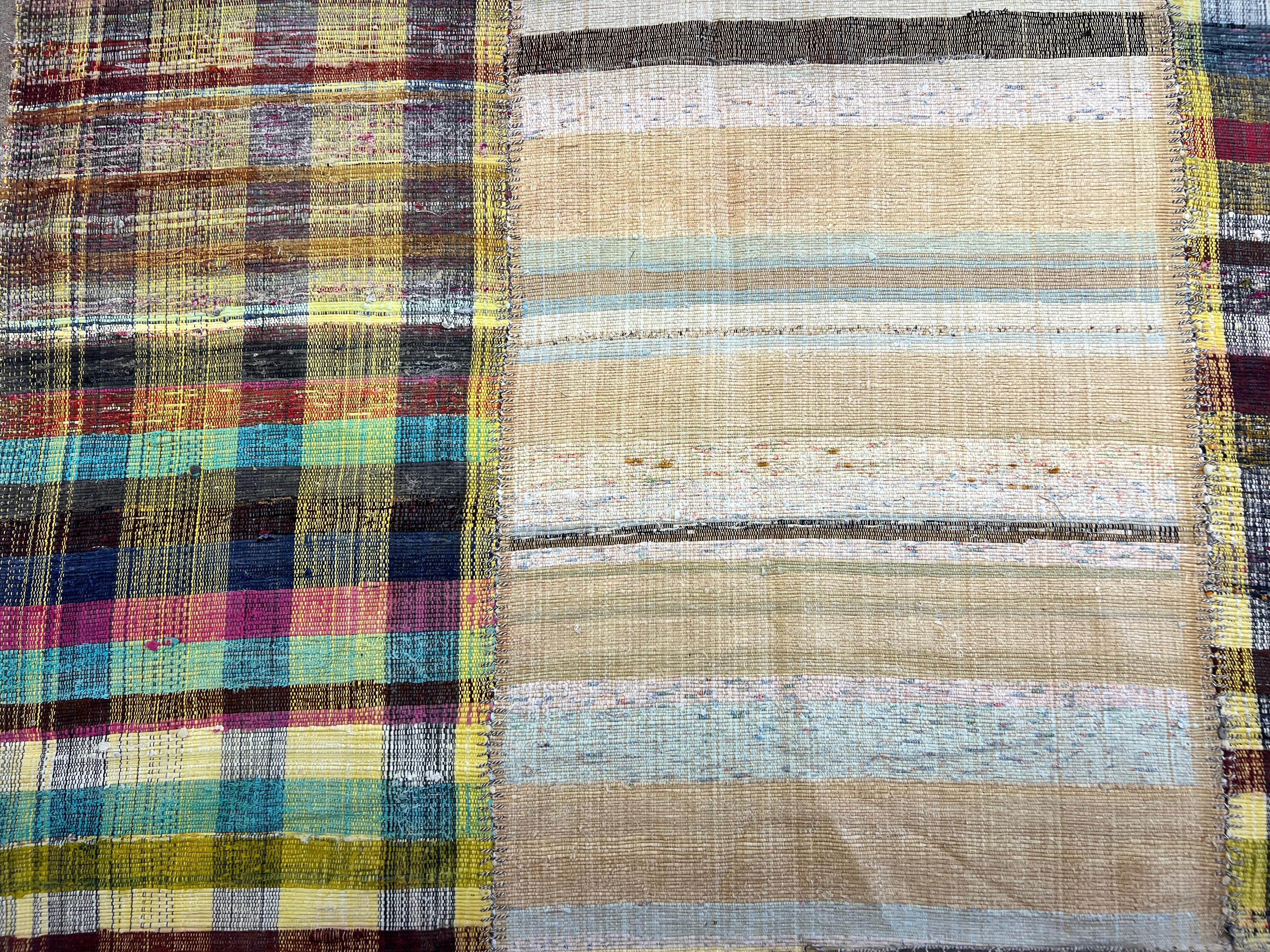 10x13.7 Ft Vintage Anatolischer Kelim, handgewebter gestreifter Teppich, Baumwoll- Rag-Teppich im Zustand „Gut“ im Angebot in Spring Valley, NY