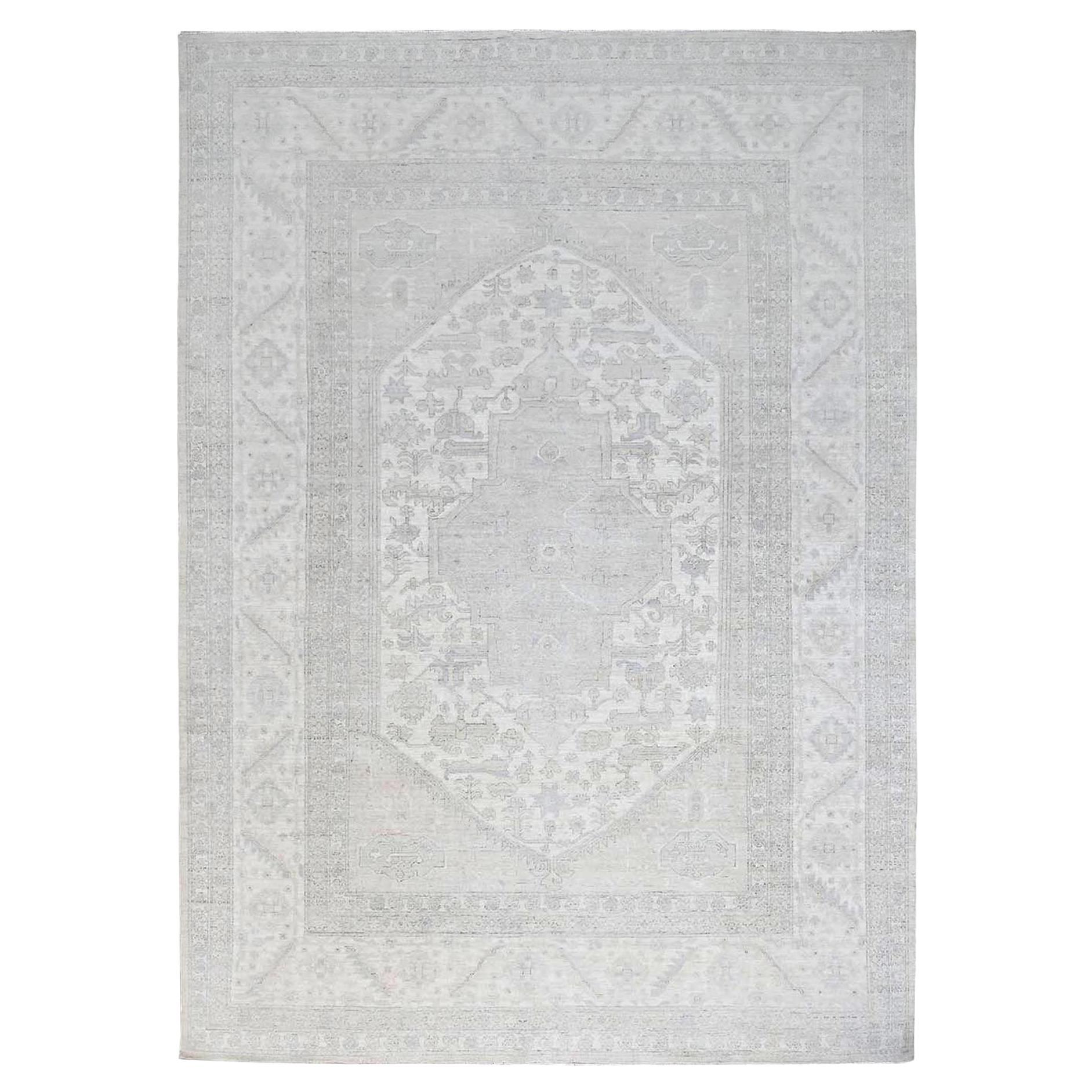 10'x13'7" Promenade White White Wash Tapis en laine Peshawar Chobi noué à la main