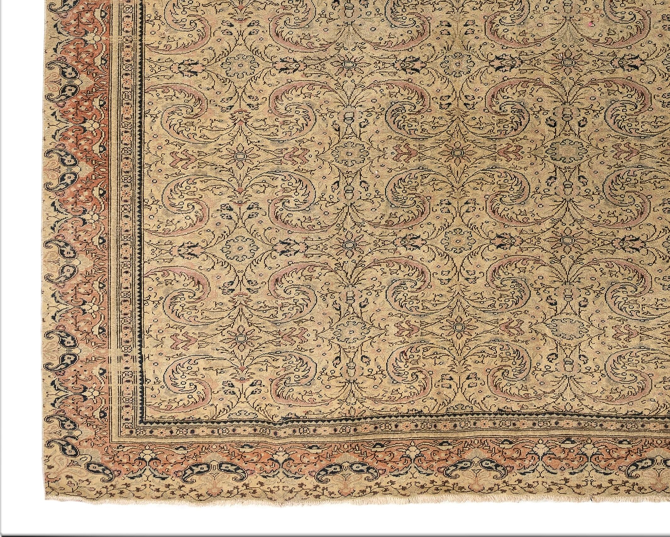 10x13.7 Ft Very Fine Vintage Turkish Sivas Rug, Wool Carpet, Floor Covering For Sale 1