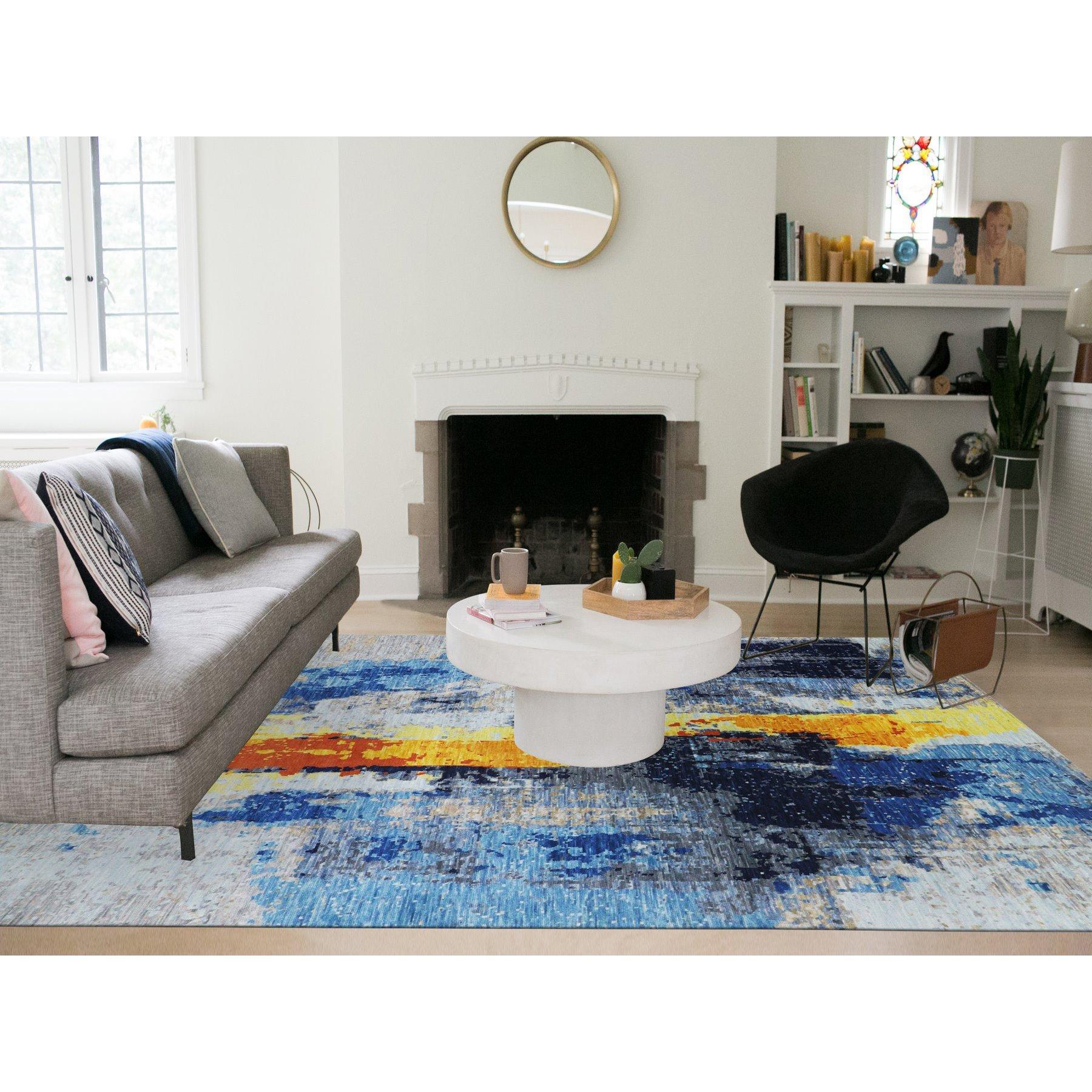 Cloud Gray, Colorful Modern Abstract Design, Hand Knotted, Natural Wool, Thick and Plush, Oriental Rug (tapis oriental)
Matières premières : Laine
Latex : Pas de poils 
hauteur : 0,25 pouces
Style : Contemporain
Couleur primaire : Gris
Couleurs
