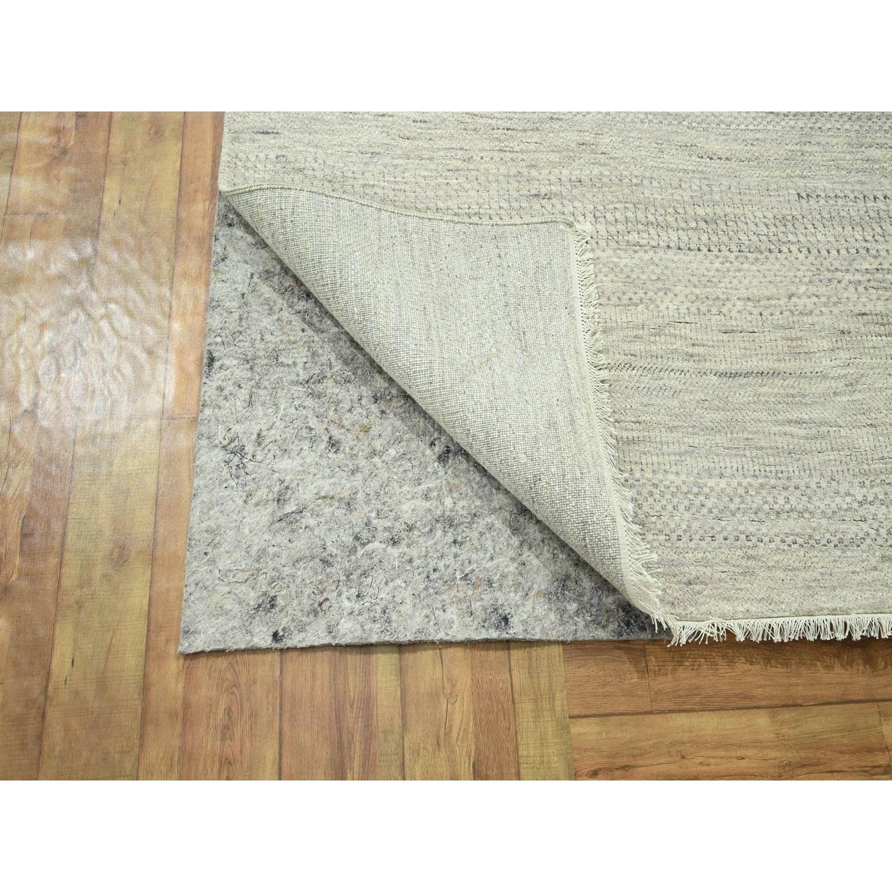 Indien Tapis d'Orient en laine et soie 10'x14' Bone White Modern Grass Design Hand Knotsted Wool & Silk en vente