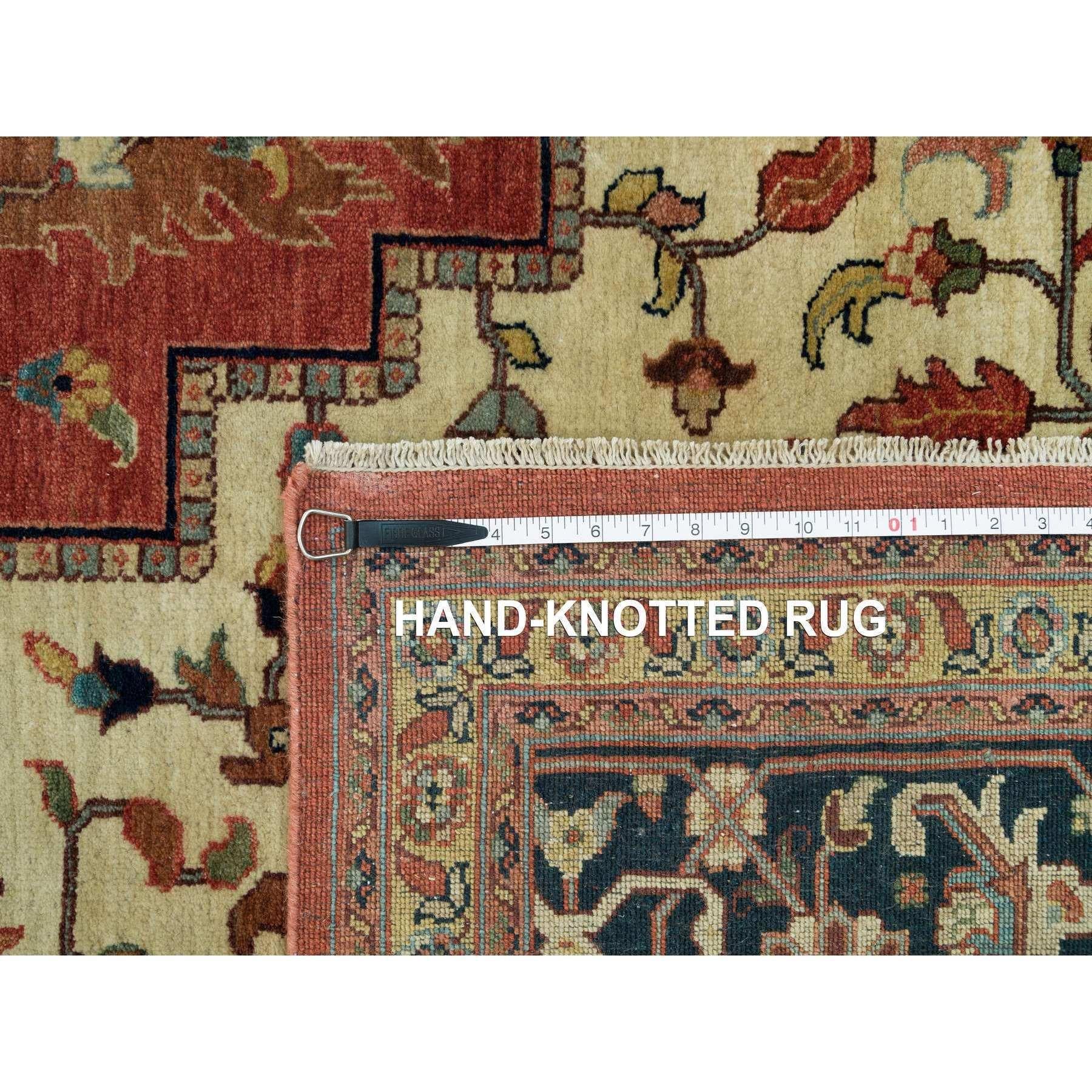 Alfombra Oriental Heris Re-Creación Pura Lana Anudada a Mano Rojo Bruschetta 10'x14' en venta 4