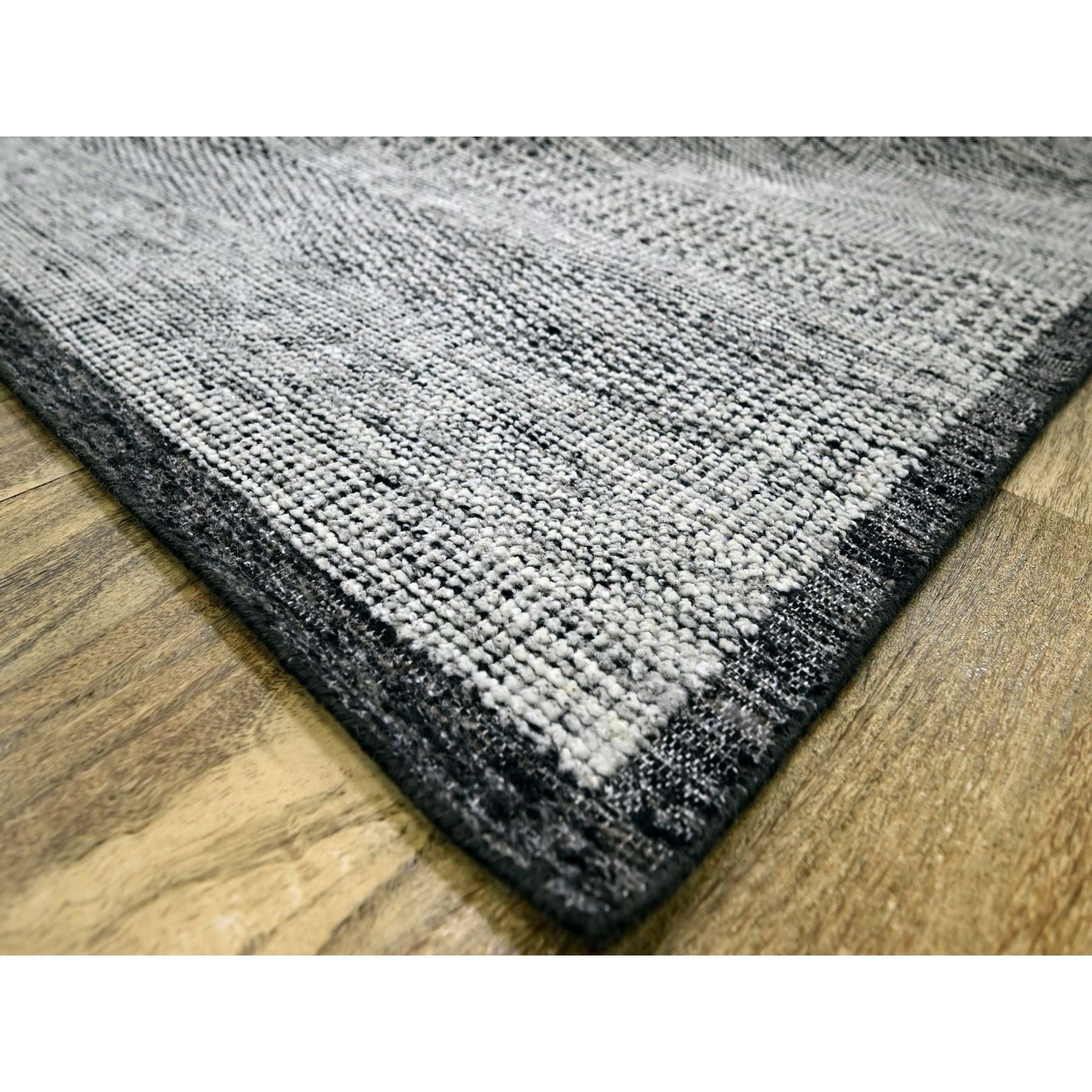 10'x14' Caviar Black Tapis oriental noué à la main en pure laine oxydée Grass Design/One Neuf - En vente à Carlstadt, NJ
