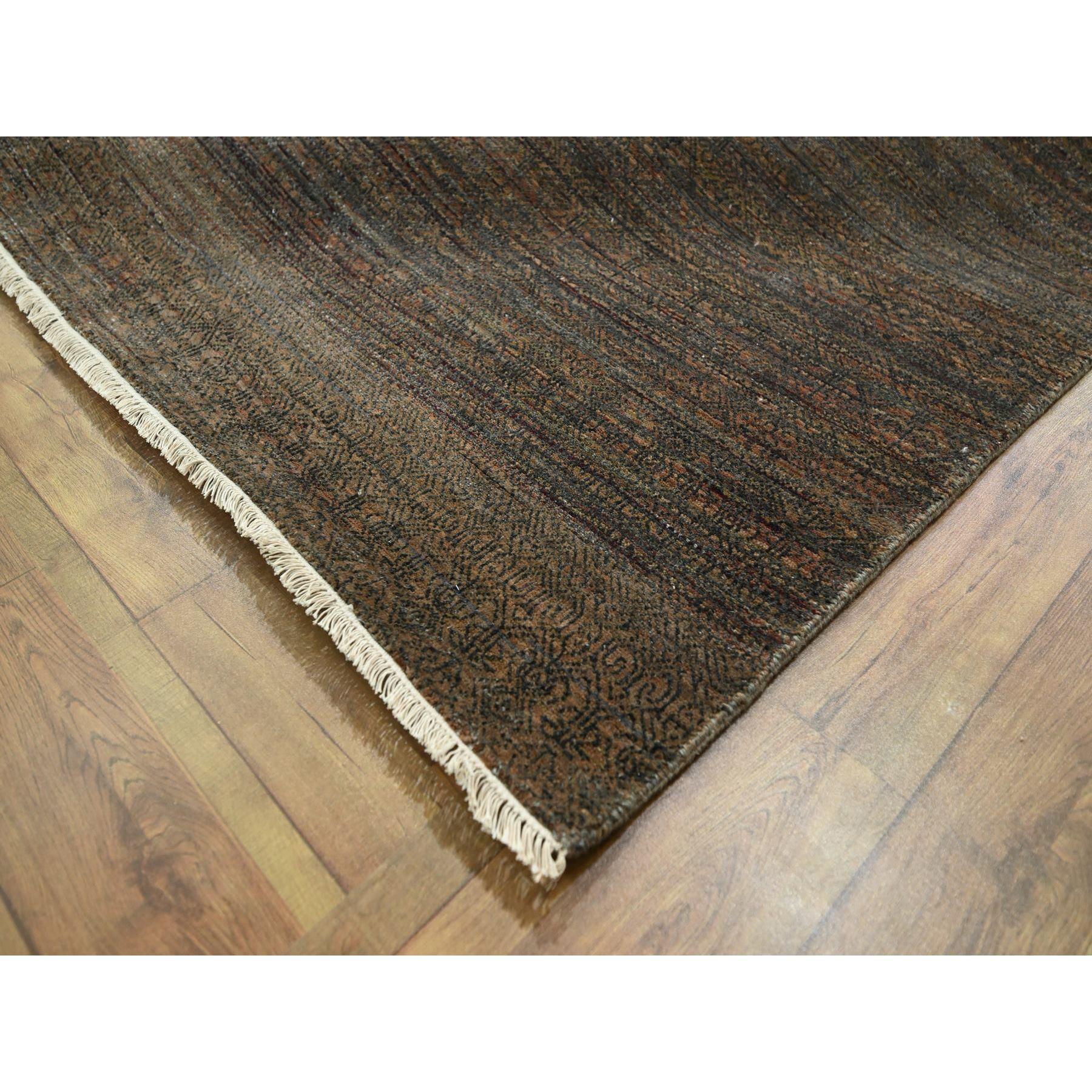 10'x14' Cinnamon Brown Modern Grass Design Tappeto in lana e seta annodato a mano In condizioni Nuovo in vendita a Carlstadt, NJ