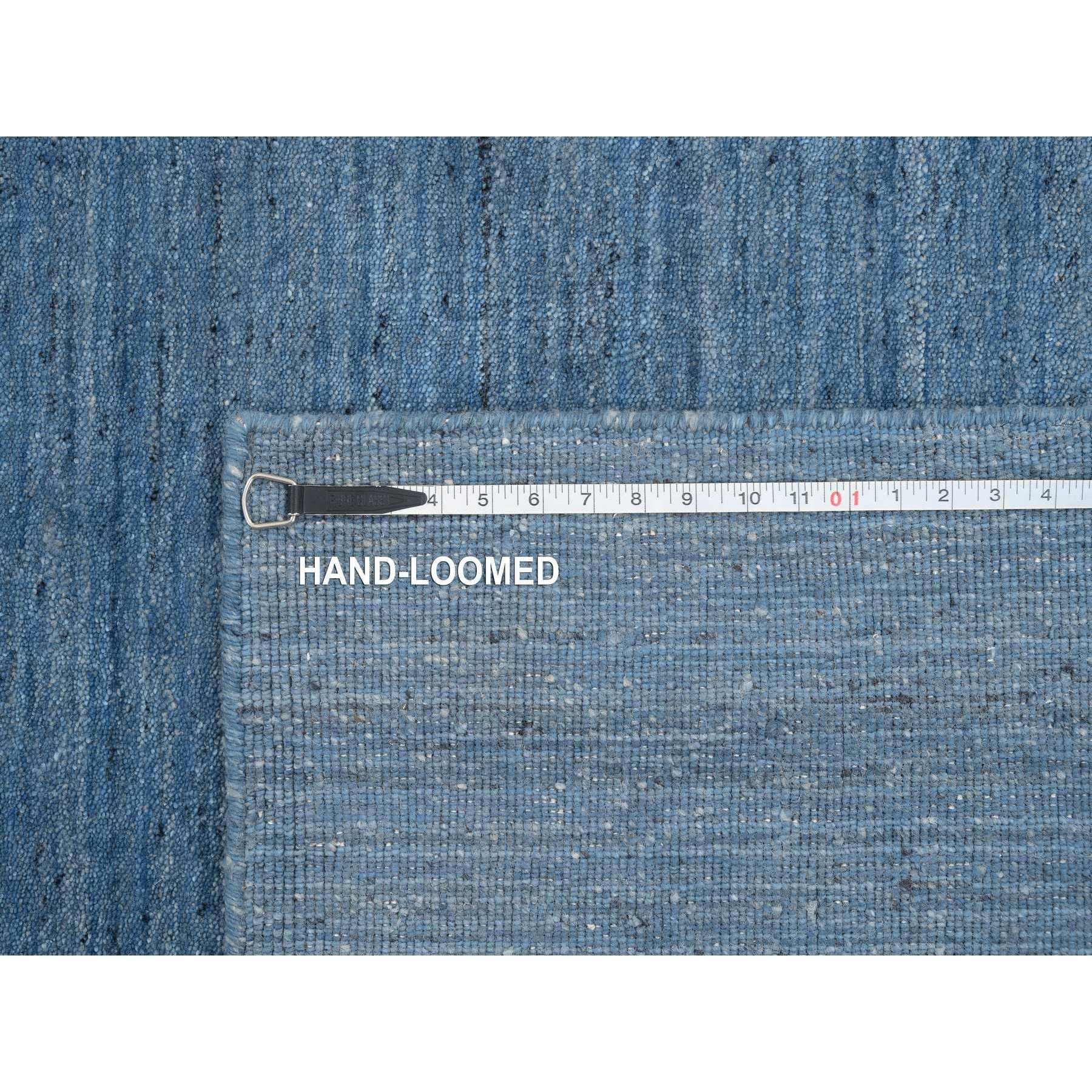 10'x14' Alfombra oriental de lana de diseño moderno tejida a mano azul vaquero tono sobre tono en venta 4