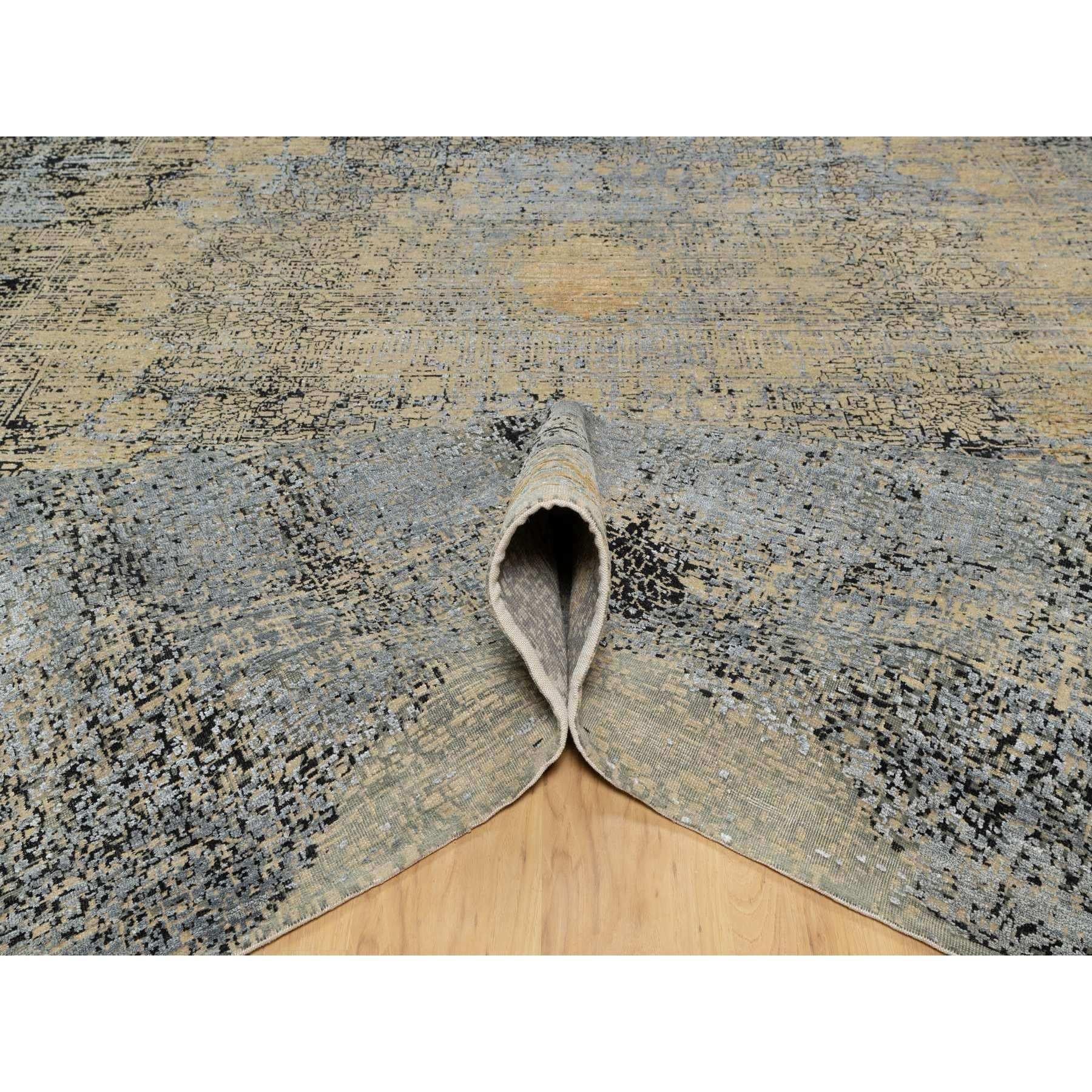 10'x14' Ecru Brown Broken and Erased Tappeto orientale in seta e lana annodato a mano In condizioni Nuovo in vendita a Carlstadt, NJ