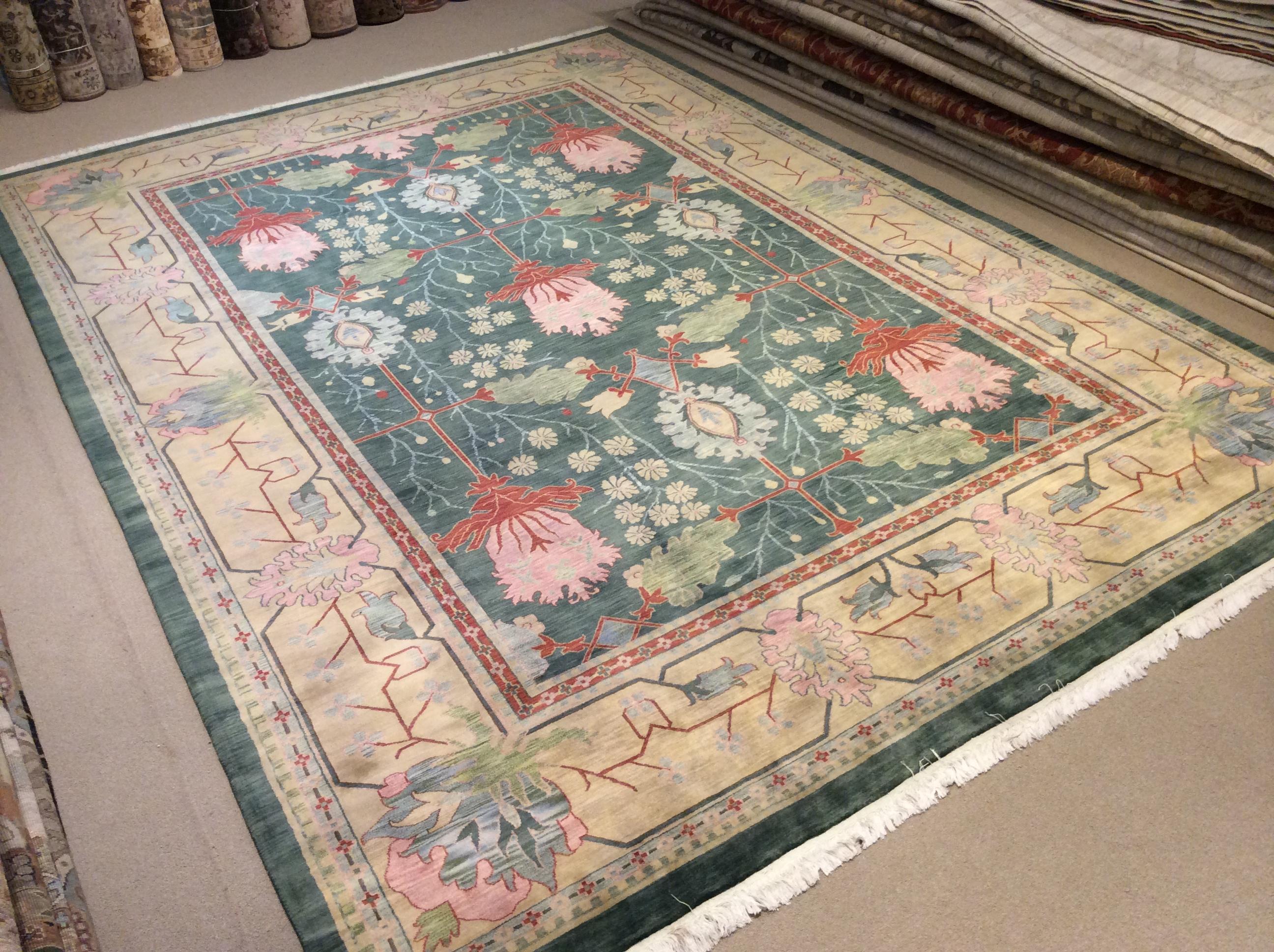 Contemporary 10'x14' Forest Green Art Deco Inspired Rug For Sale