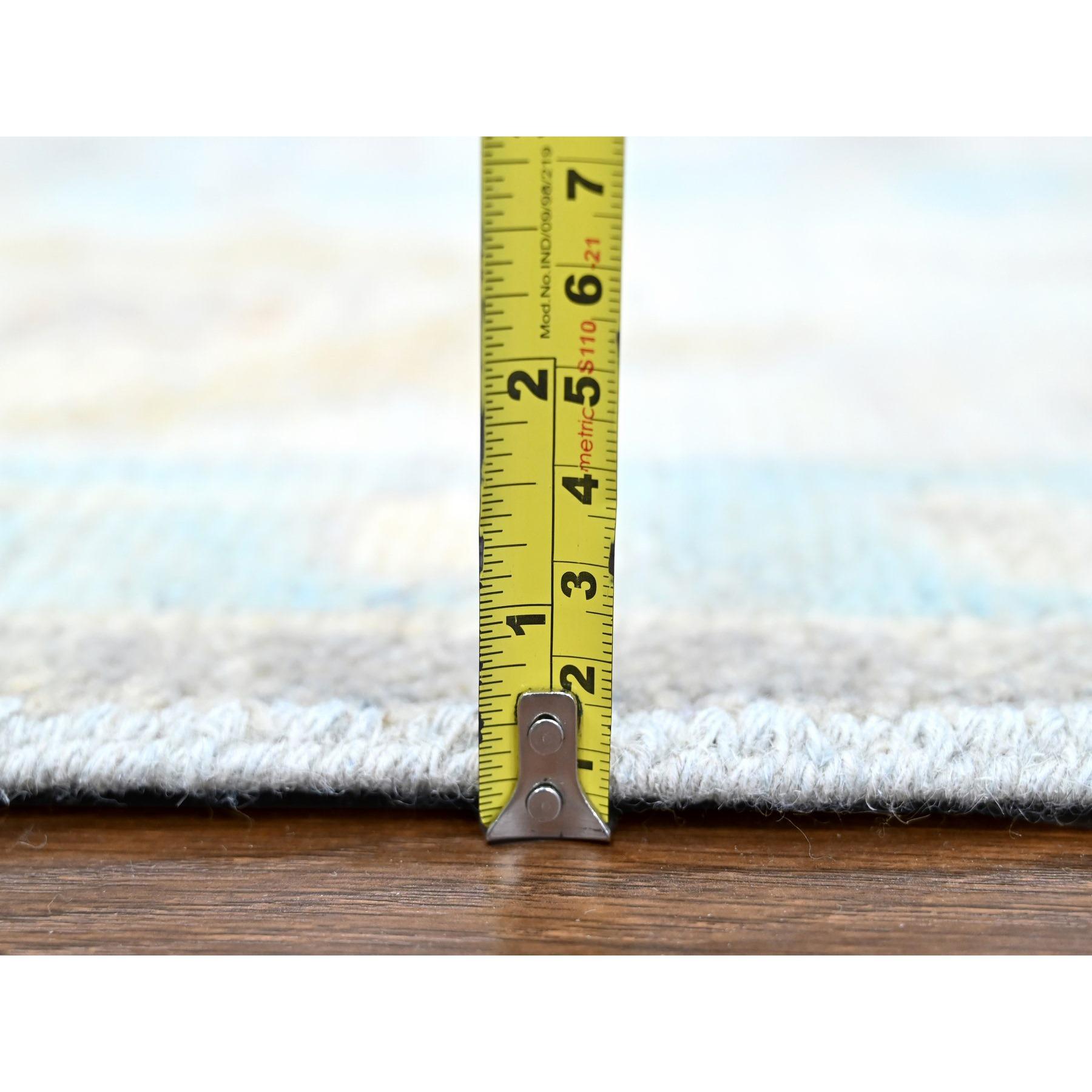 10'x14' Fossil Gray Supple Collection Tone On Tone Hand Knotted Pure Wool Rug For Sale 3
