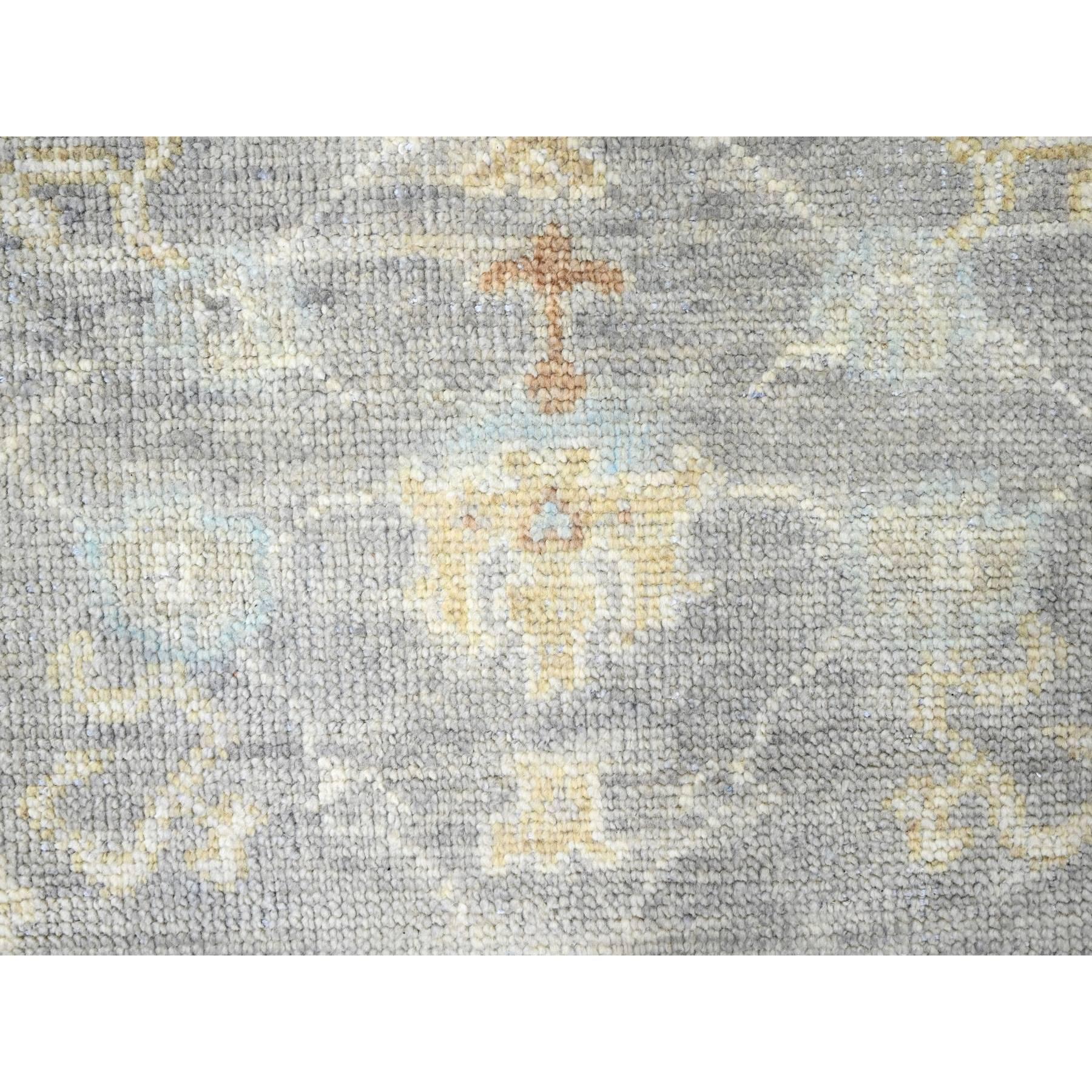 10'x14' Fossil Gray Supple Collection Tone On Tone Hand Knotted Pure Wool Rug For Sale 1