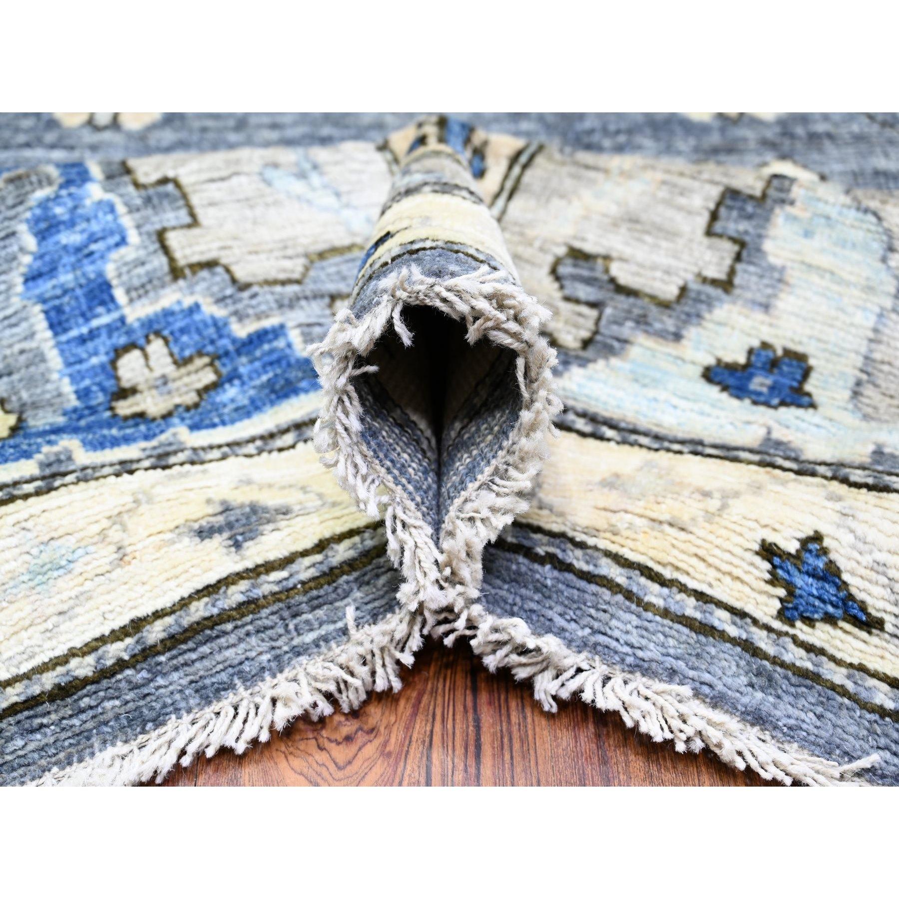 10'x14' Grauer afghanischer Angora Oushak-Wollteppich mit Allover-Muster, handgeknüpft im Zustand „Neu“ im Angebot in Carlstadt, NJ