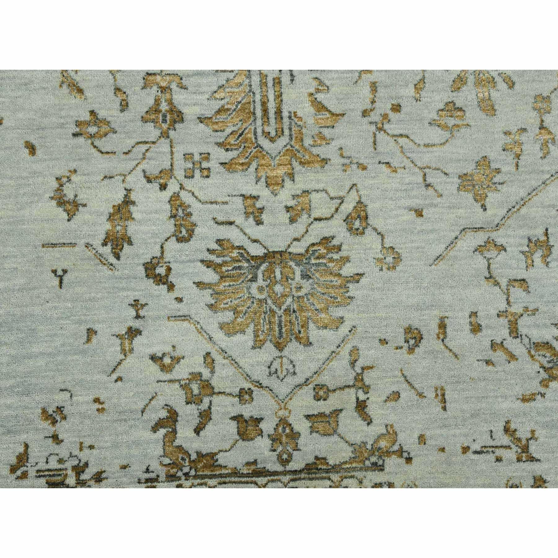 10'x14' Grauer handgeknüpfter gebrochener persischer gelöschter Heriz Design Woll- und Seidenteppich im Angebot 2