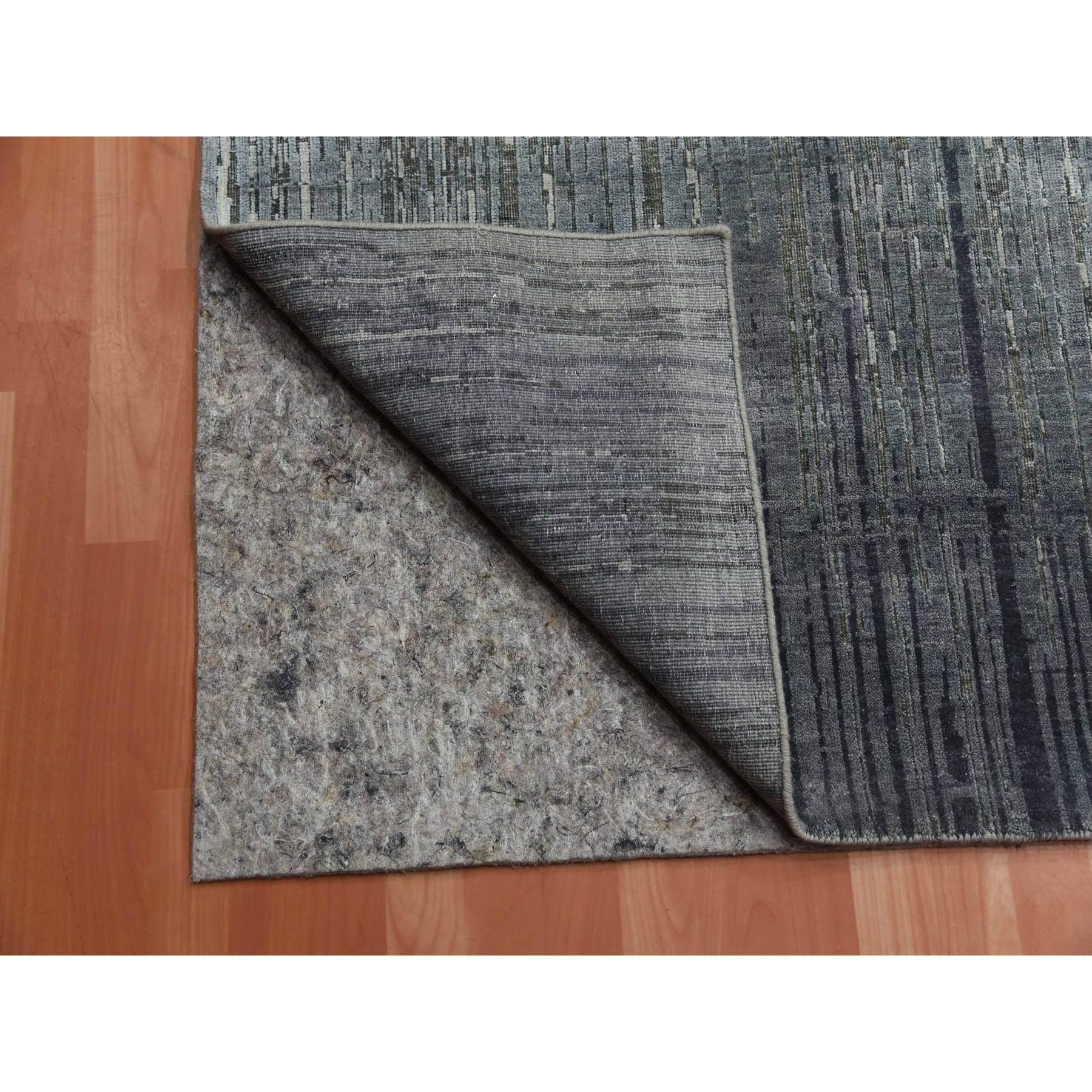 Annodato a mano Tappeto orientale 10'x14' grigio a disegno verticale Ombre in pura seta e lana annodata a mano in vendita
