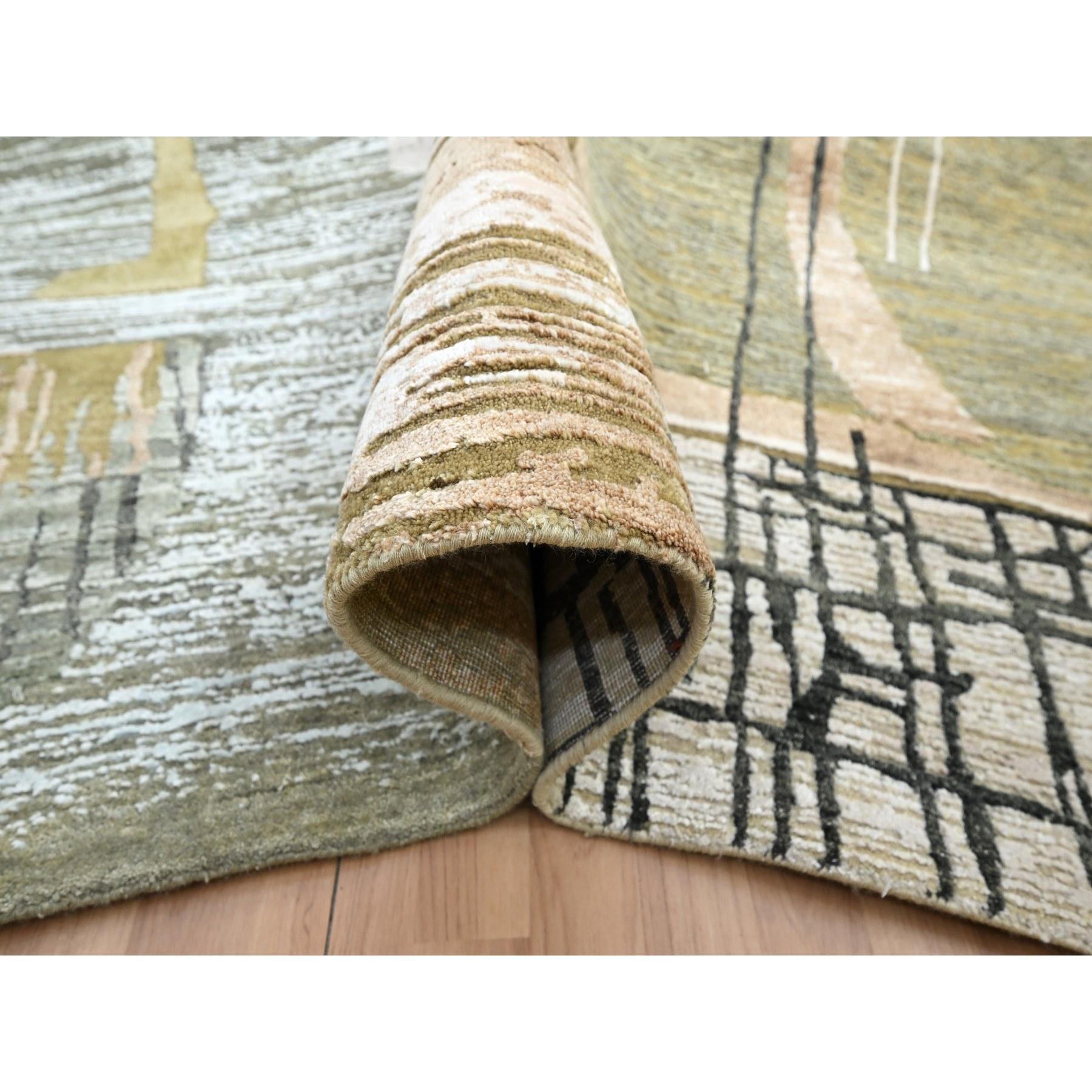 Hand-Knotted 10'x14' Gray with Brown Hand Knotted Persian Knot Abstract Design All Wool Rug For Sale