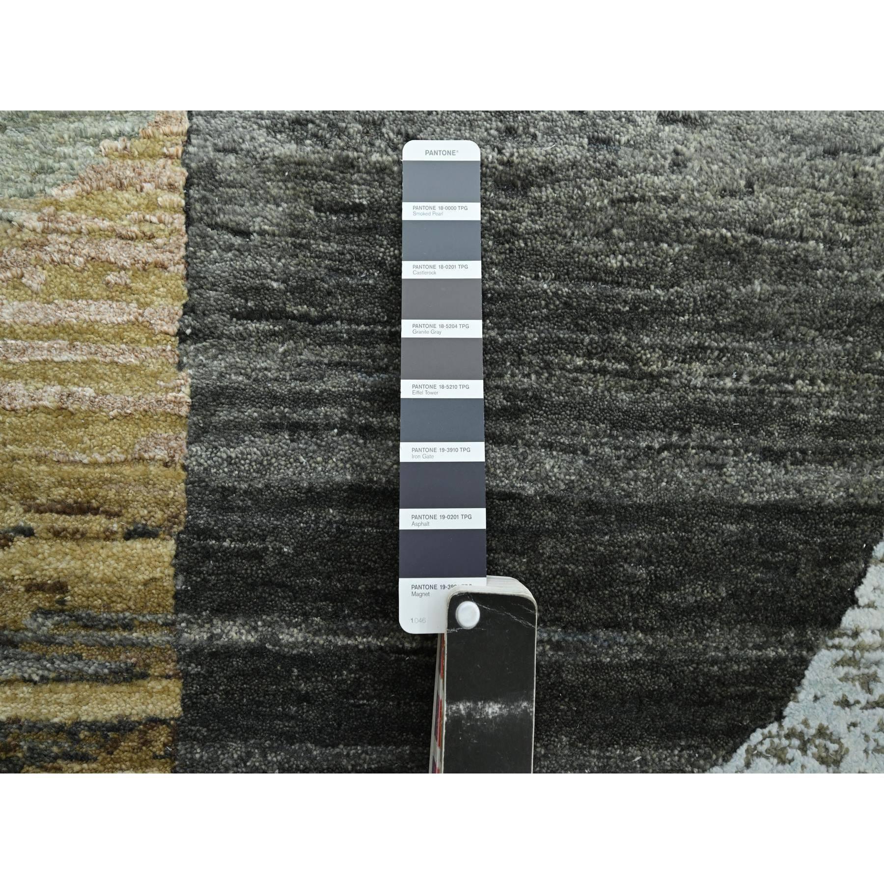 Contemporary 10'x14' Gray with Brown Hand Knotted Persian Knot Abstract Design All Wool Rug For Sale