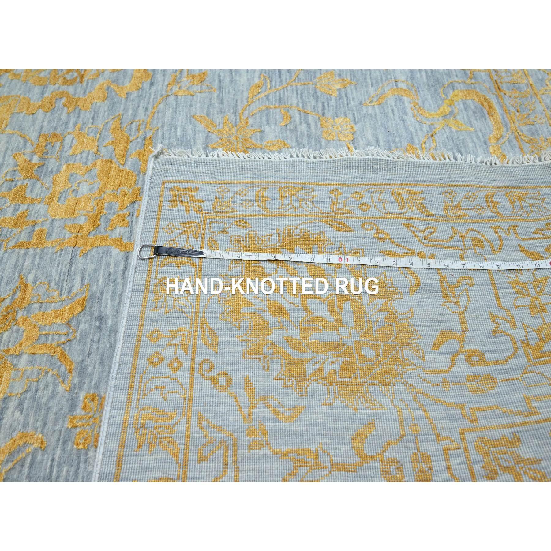 10'x14' Gray with Gold Persian Influence Design Hand Knotted Wool & Silk Rug For Sale 4