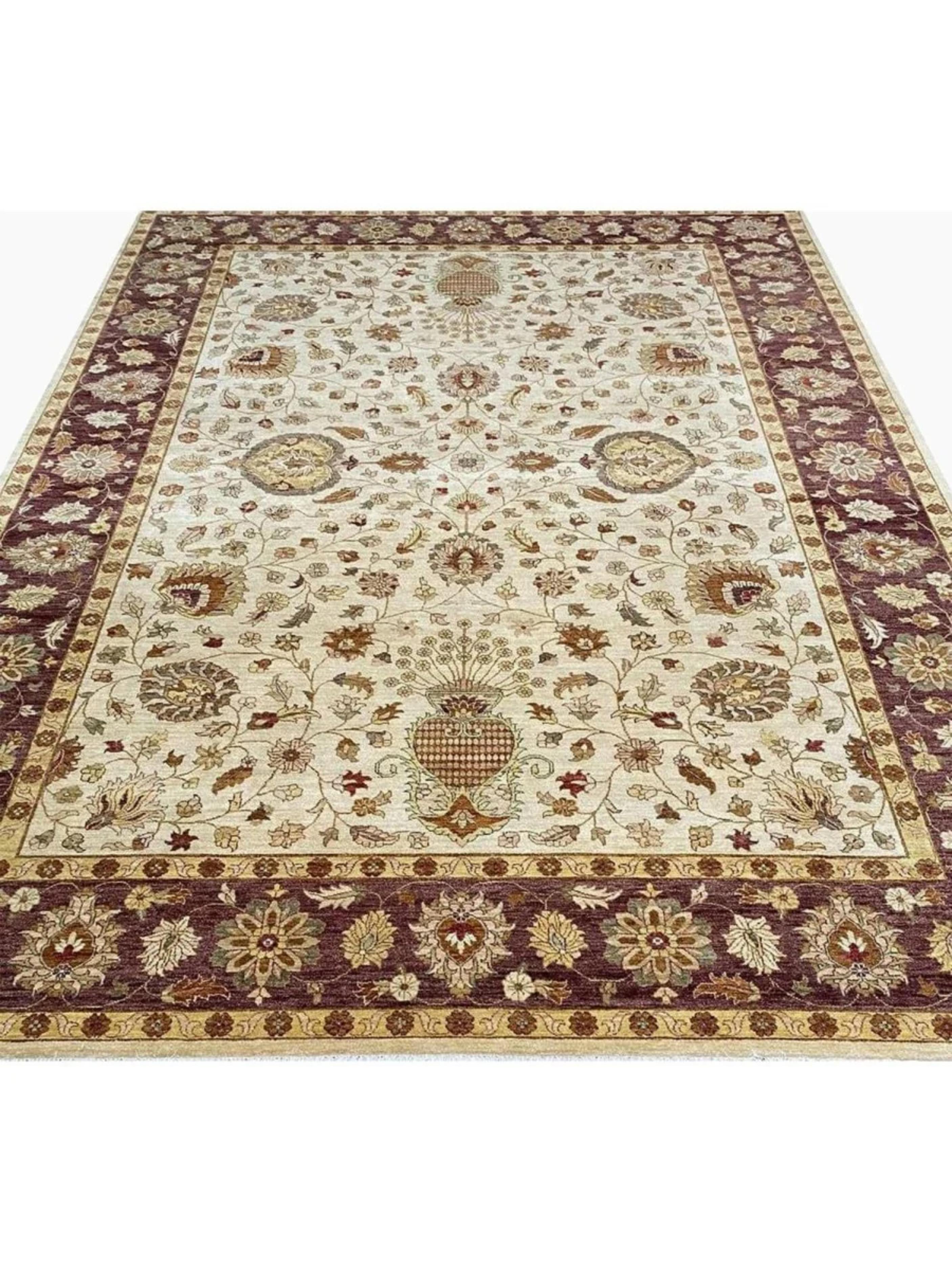Indiano 10x14 Hand Knotted Indian Agra Area Rug in vendita