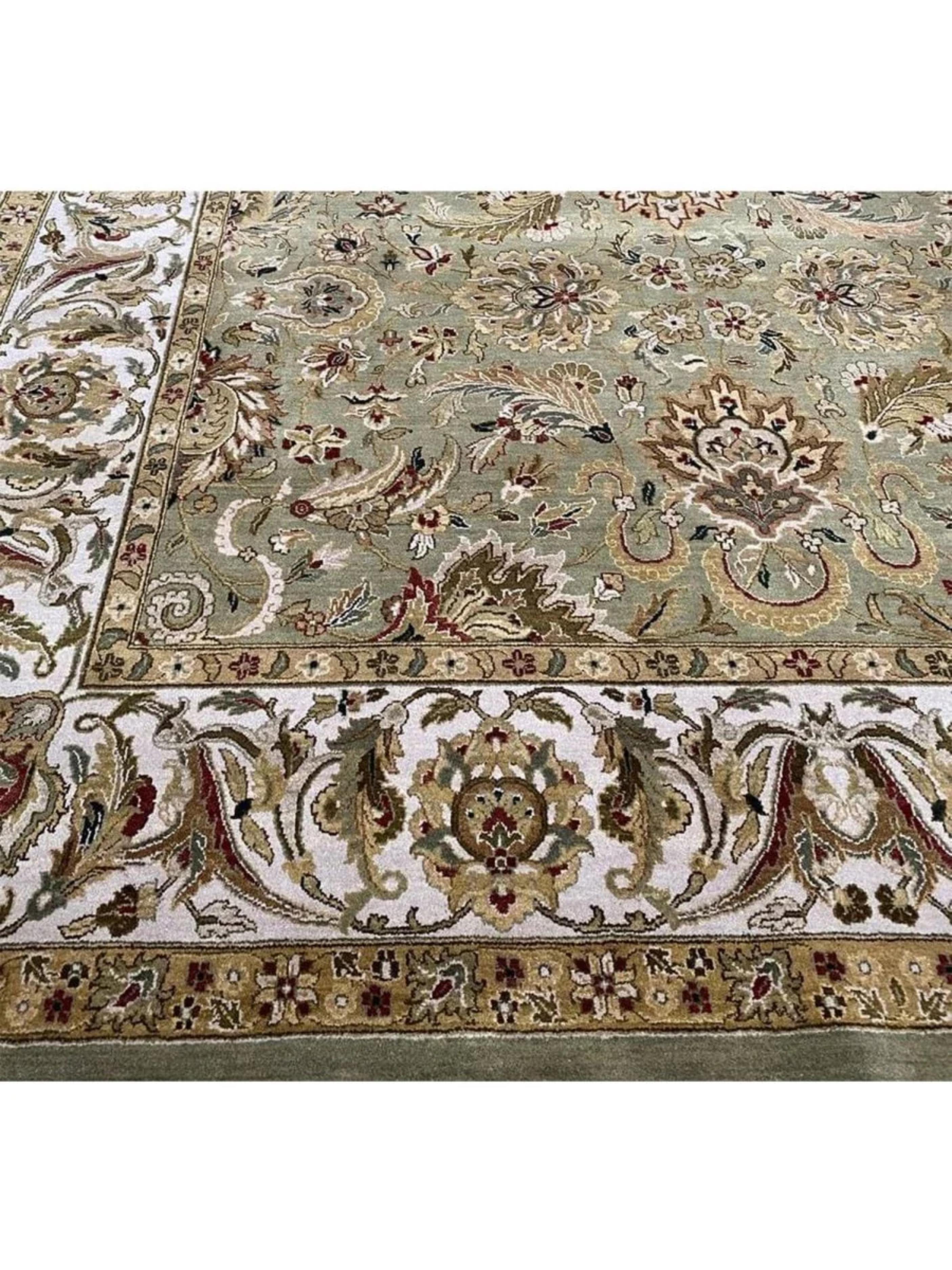Annodato a mano 10x14 Hand Knotted Indian Agra Area Rug in vendita