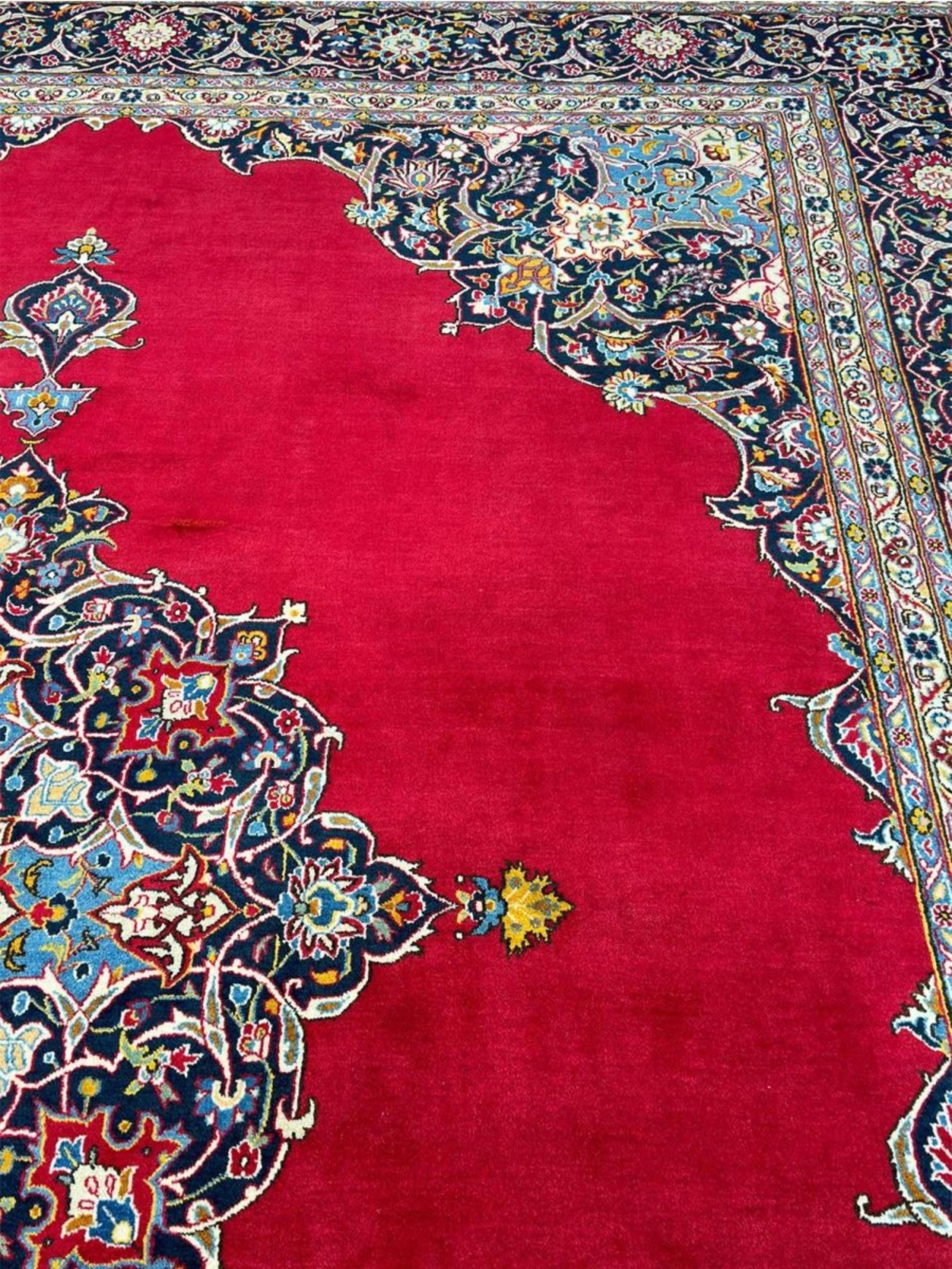 10x14 Hand Knotted Old Kashan rug finales del siglo XX en venta