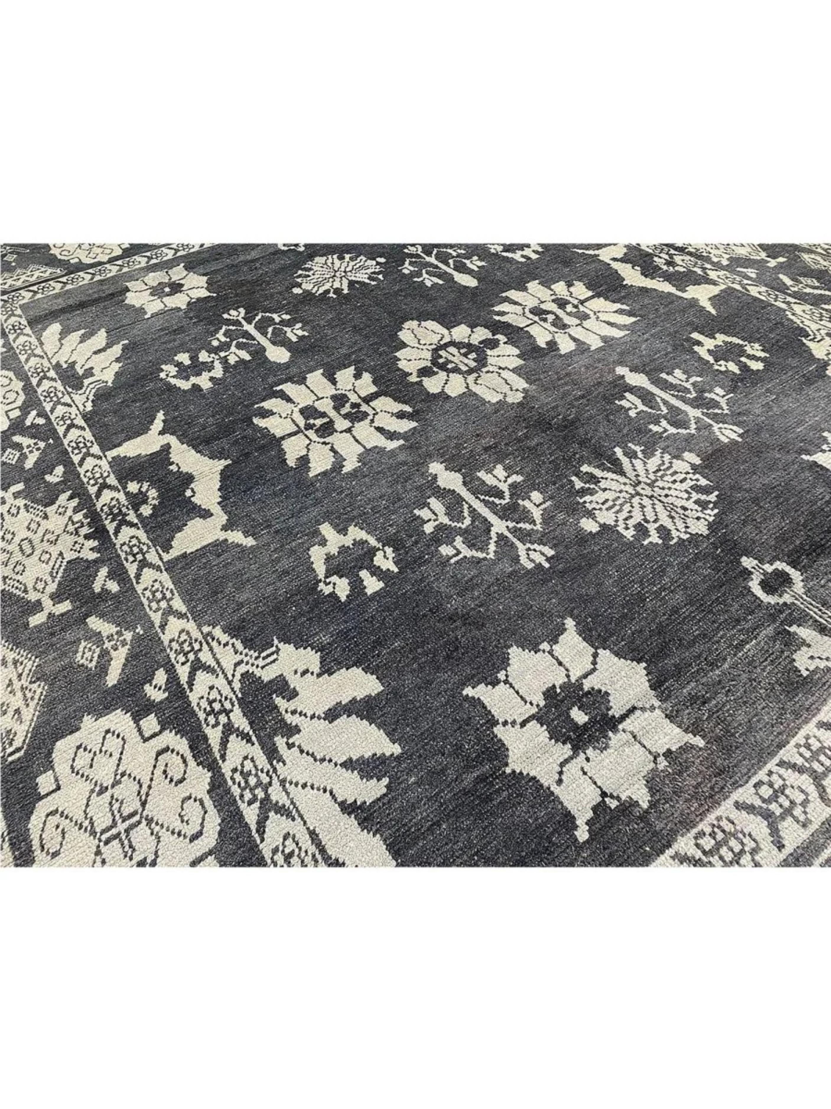 10x14 Hand-Knotted Turkish Oushak Area Rug im Angebot 2