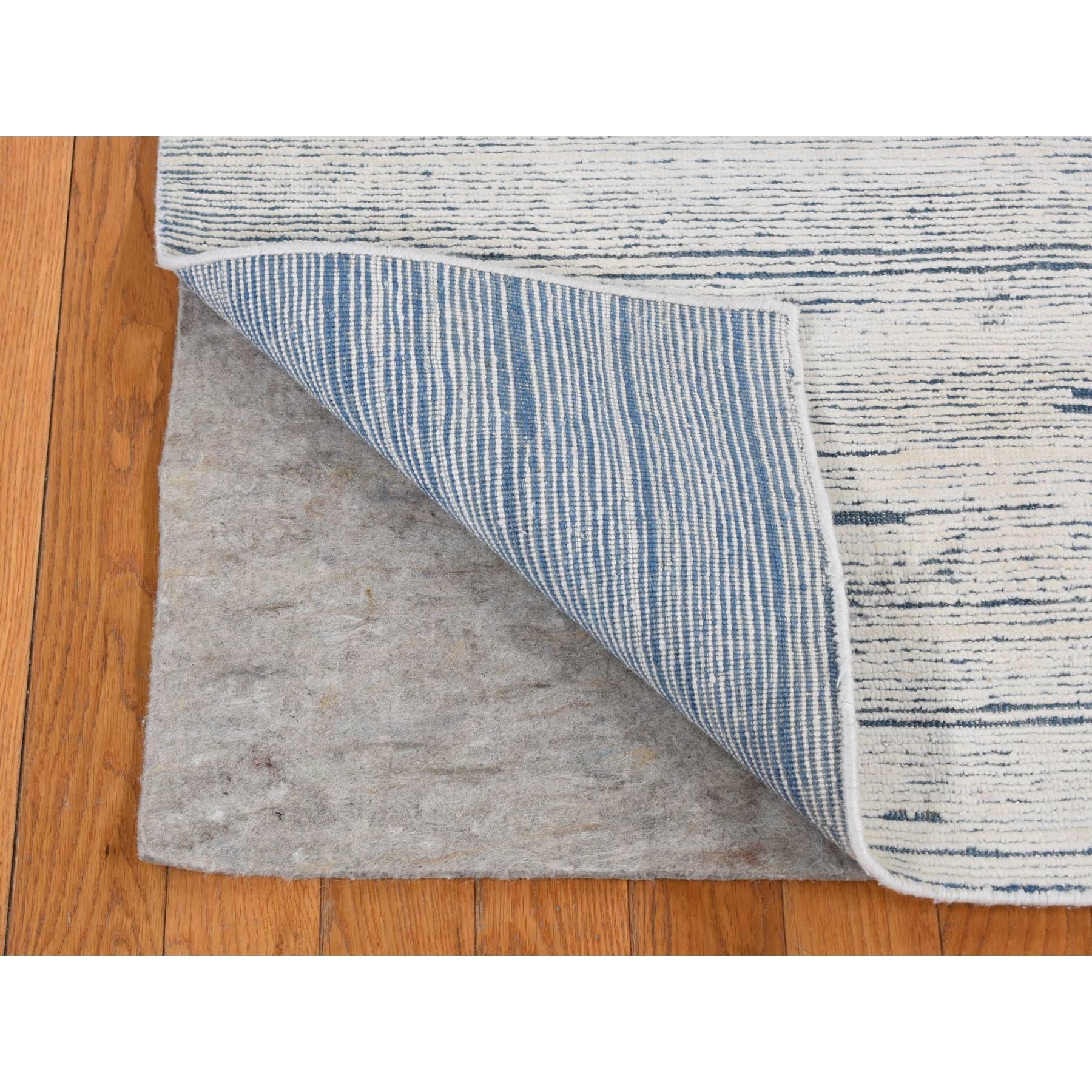 10'x14' Elfenbein Striae Design Texturierte Wolle Handgeknüpft Orientteppich (Indisch) im Angebot