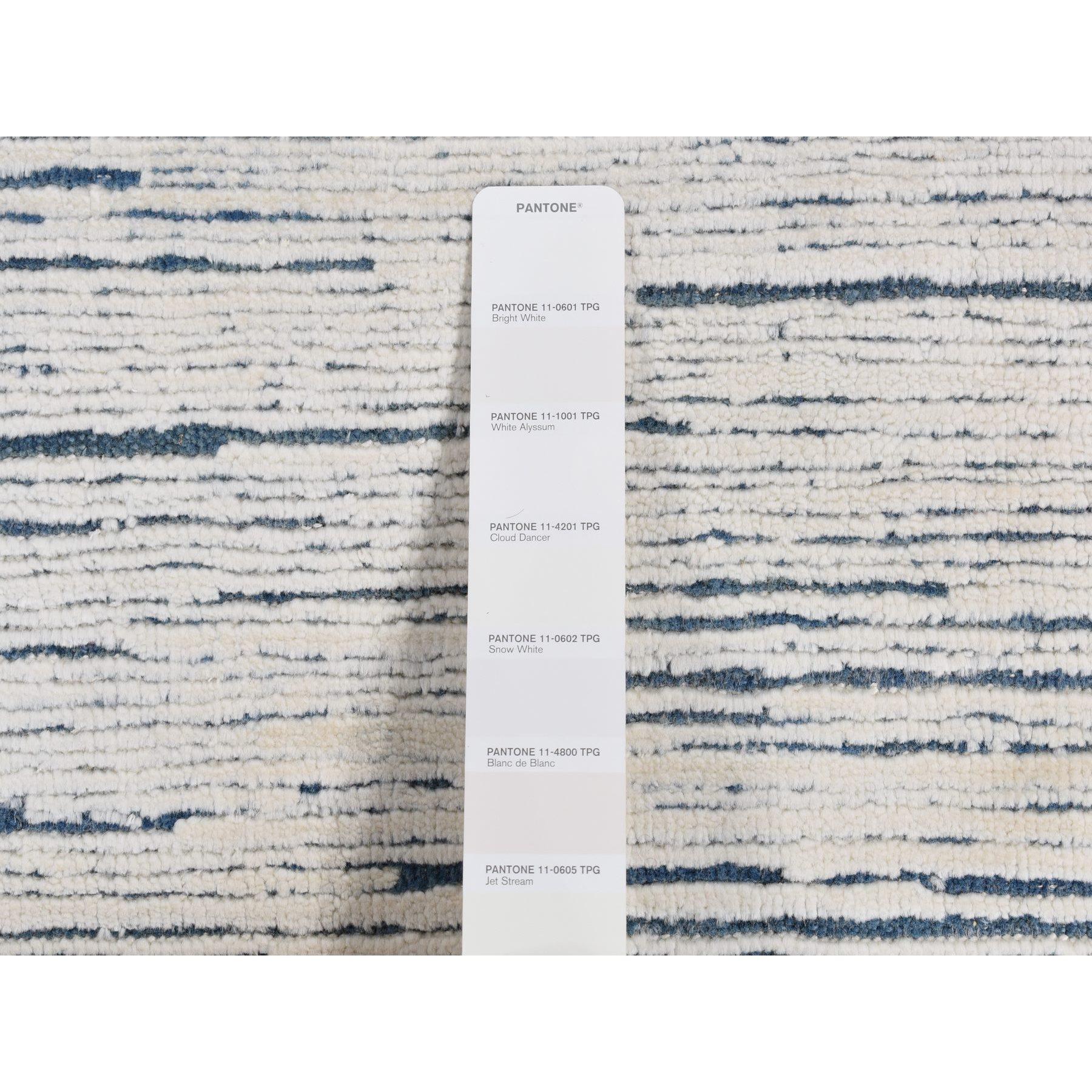 10'x14' Elfenbein Striae Design Texturierte Wolle Handgeknüpft Orientteppich im Angebot 1