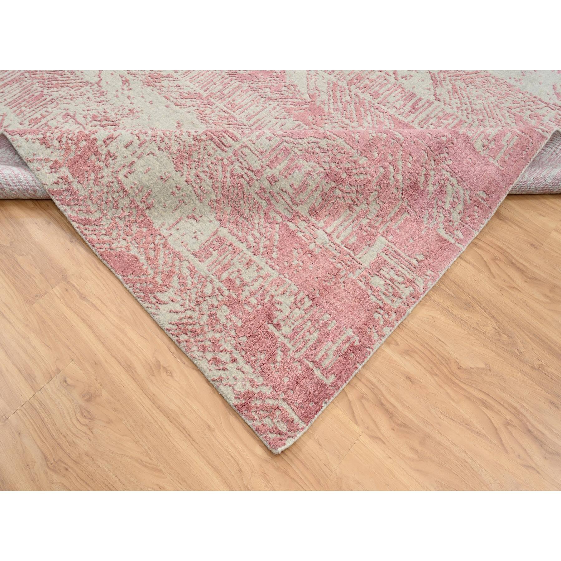 Contemporary 10'x14' Rose Pink, All Over Design Wool and Art Silk, Jacquard Hand Loomed Rug For Sale