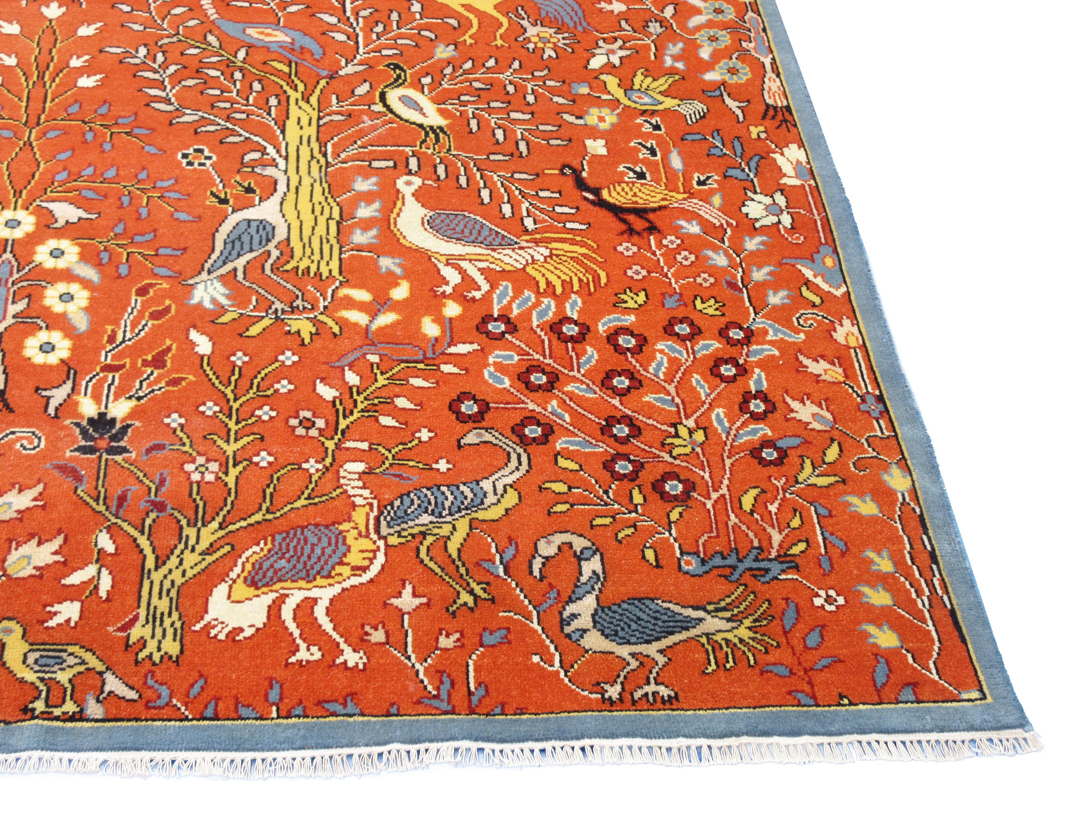 Rust Bird Design Rug In New Condition For Sale In Laguna Hills, CA