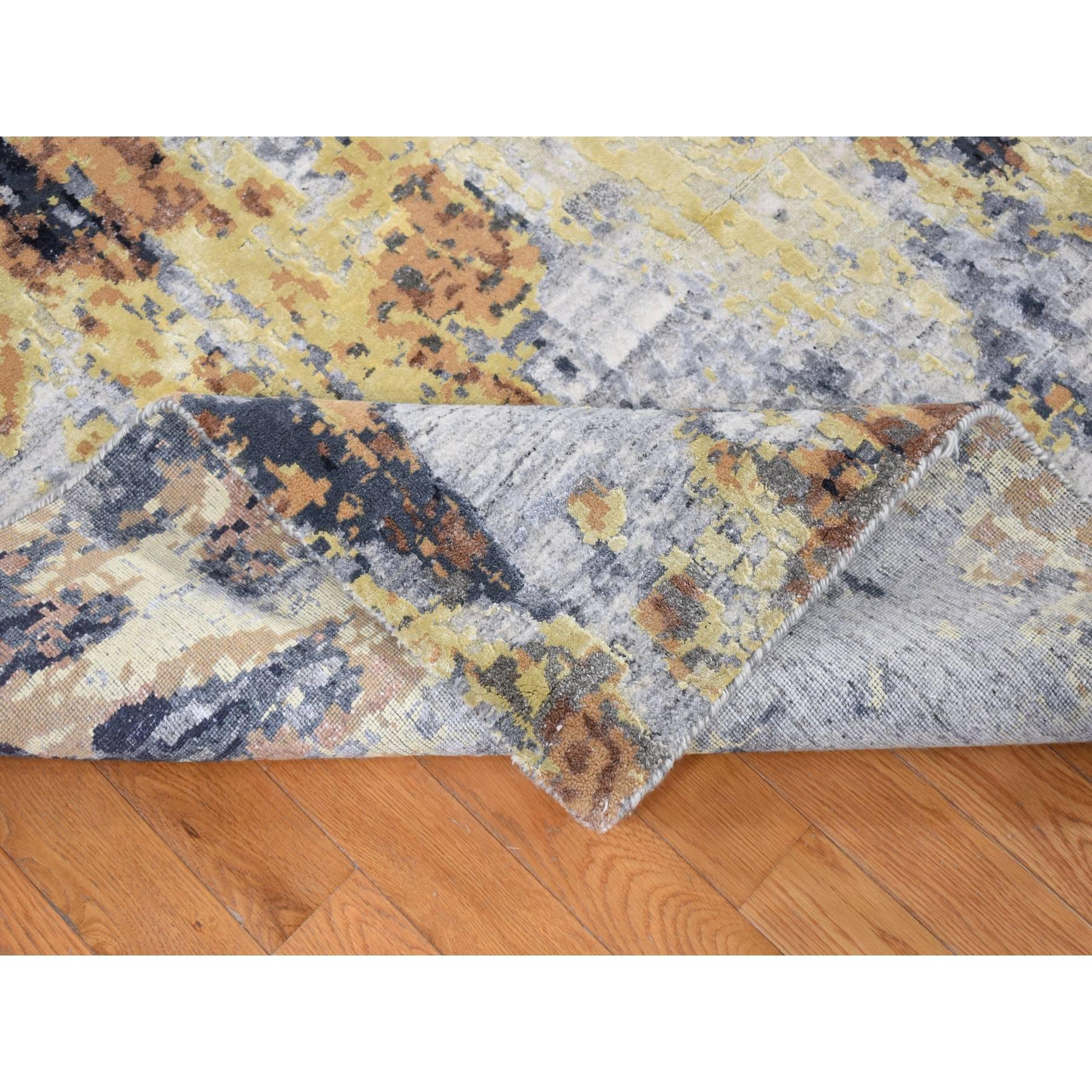 10'x14' Blu mare con disegno fossile marrone in lana e seta annodata a mano In condizioni Nuovo in vendita a Carlstadt, NJ