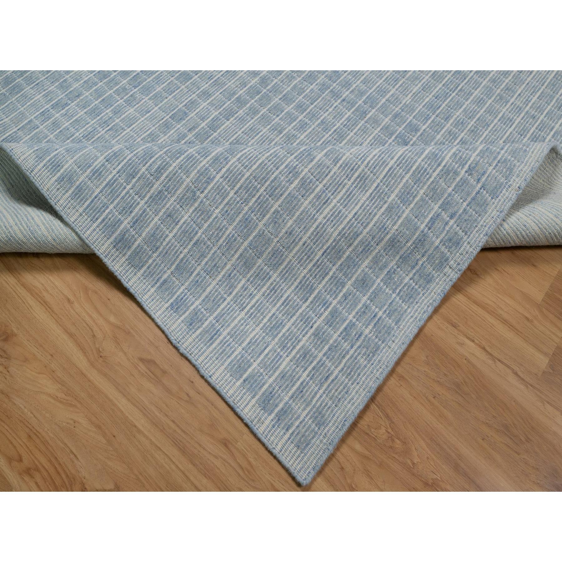 10'x14' Yonder Blue Modern Plain Decor Box Design Loomed Knotted Pure Wool Rugs (Tappeto in pura lana annodata) In condizioni Nuovo in vendita a Carlstadt, NJ