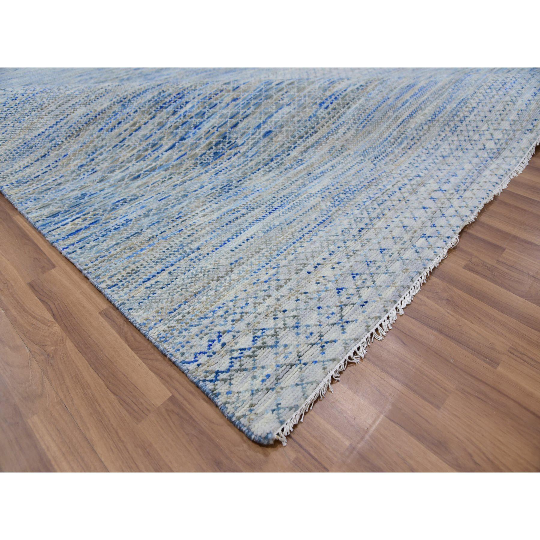 Contemporary 10'x14'1