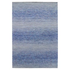 10'x14'4" Blauer, handgeknüpfter Teppich aus reiner Wolle aus der Chiaroscuro-Kollektion, modern