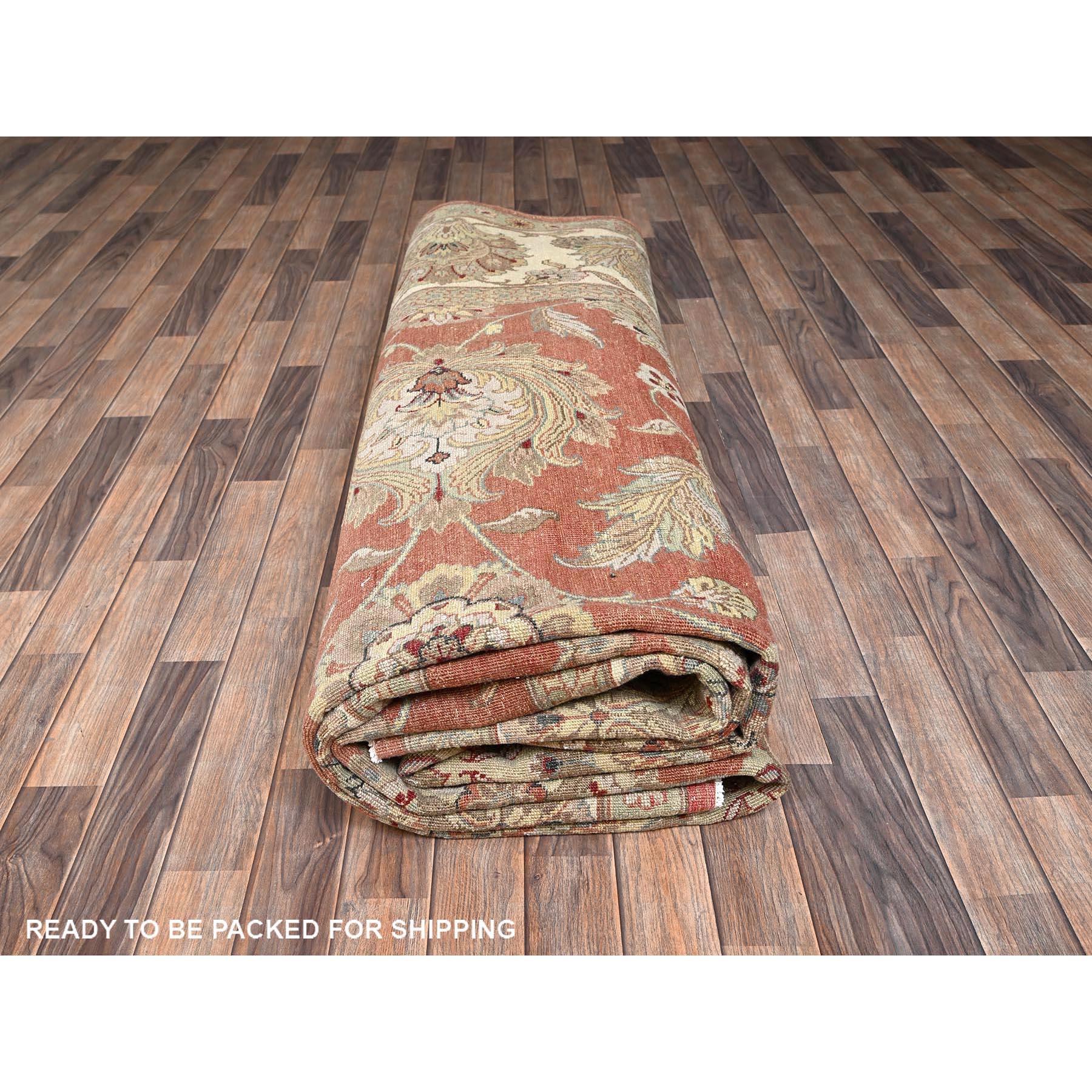 Tappeto rosa vintage Rajasthan lavato, pulito e morbido, annodato a mano, interamente in lana. in vendita 3