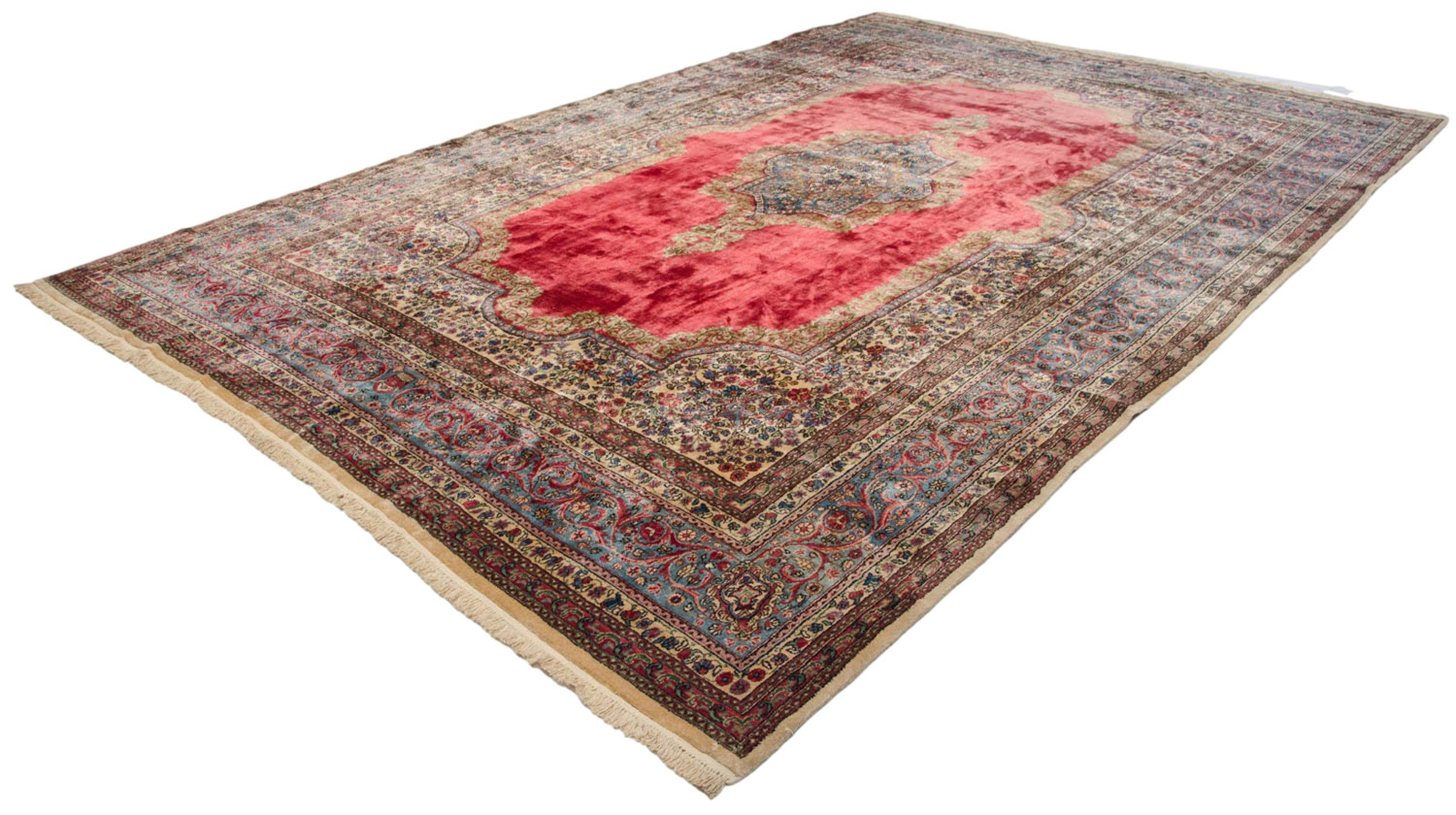 Vintage Fine Cyrus Crown Kerman Carpet For Sale 1