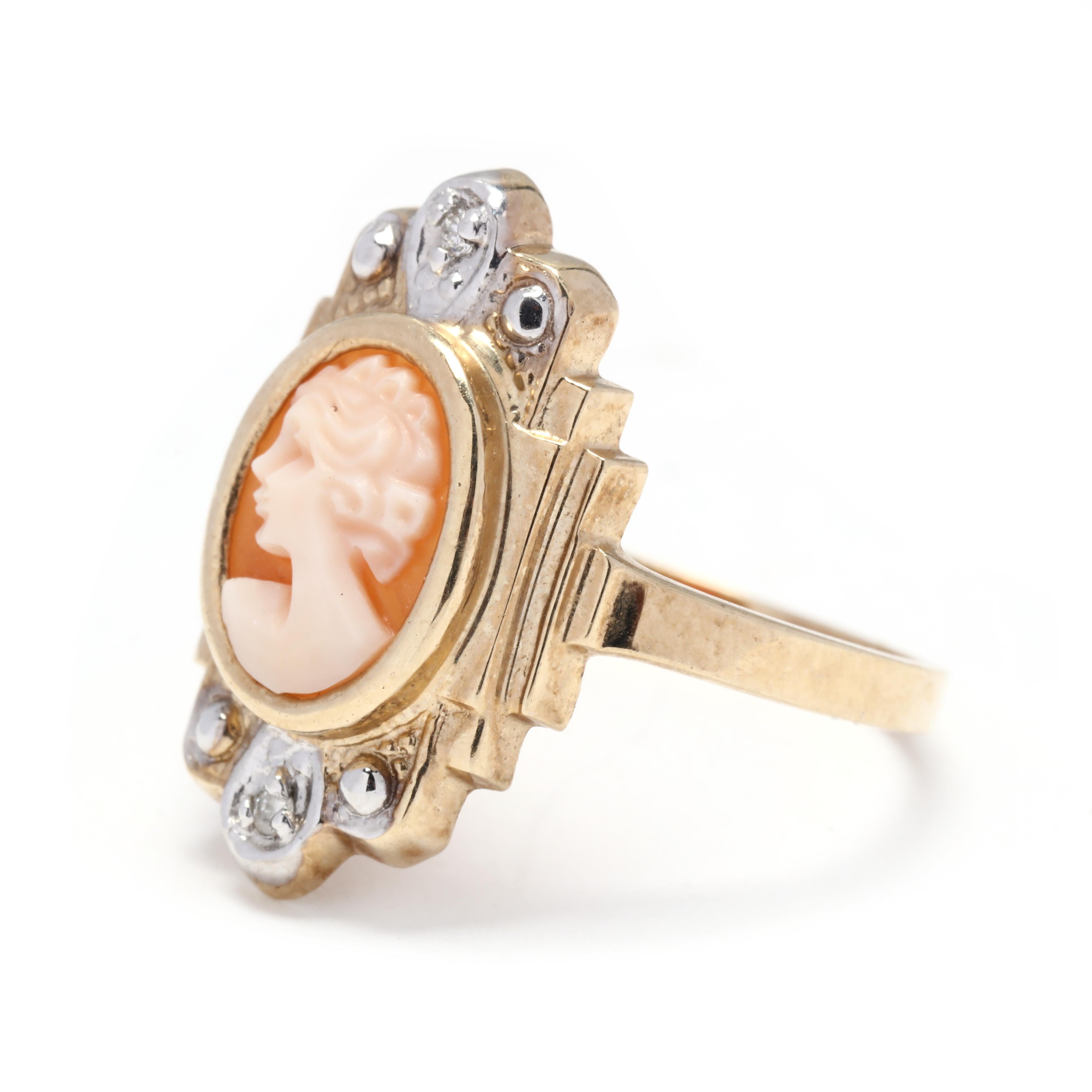 10Y Long Cameo & Diamond Ring In Good Condition In McLeansville, NC
