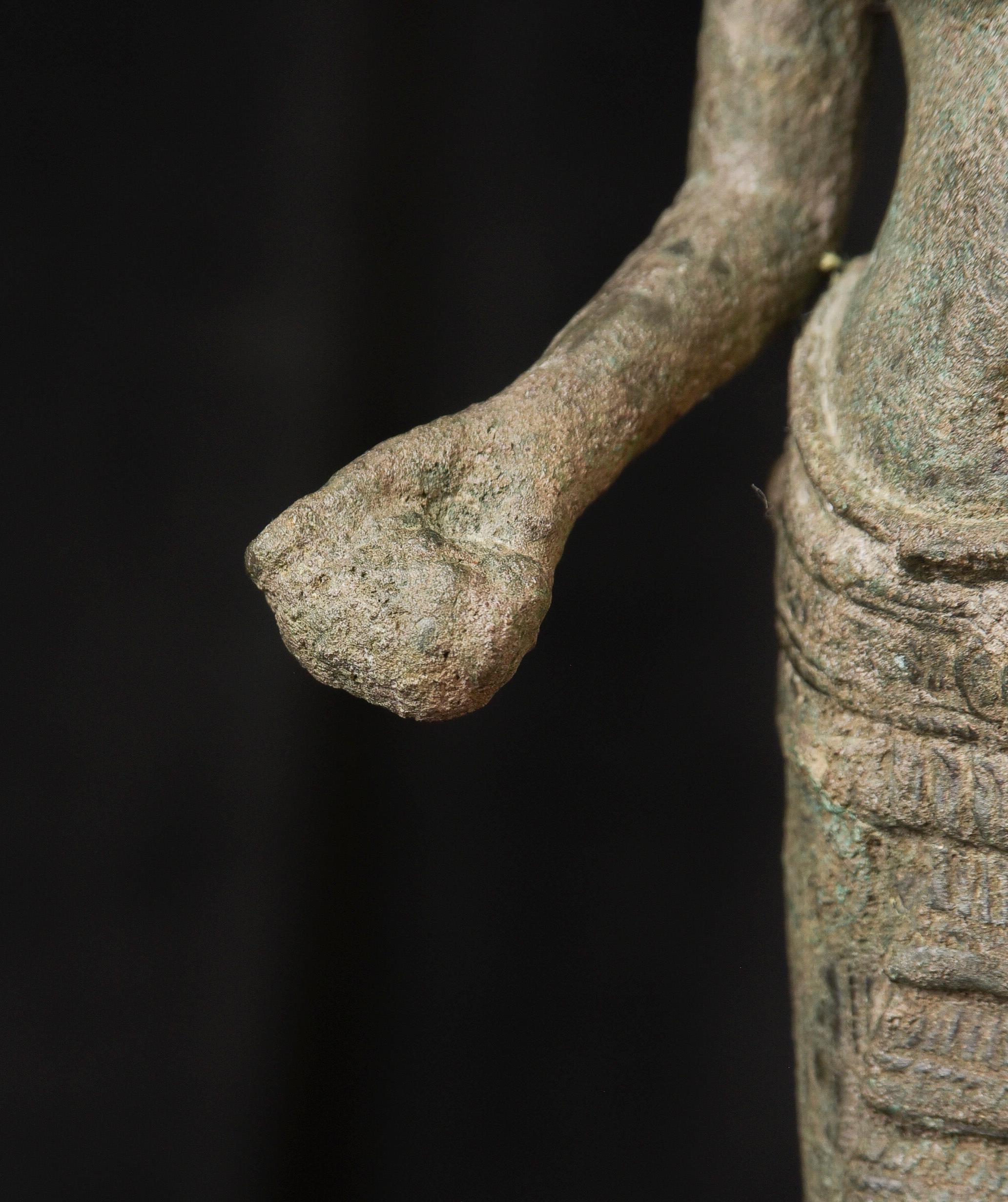 11-13ème siècle Cambodgien Bronze Bouddhiste/Hindou.-Grand, Superbe 10290 en vente 5