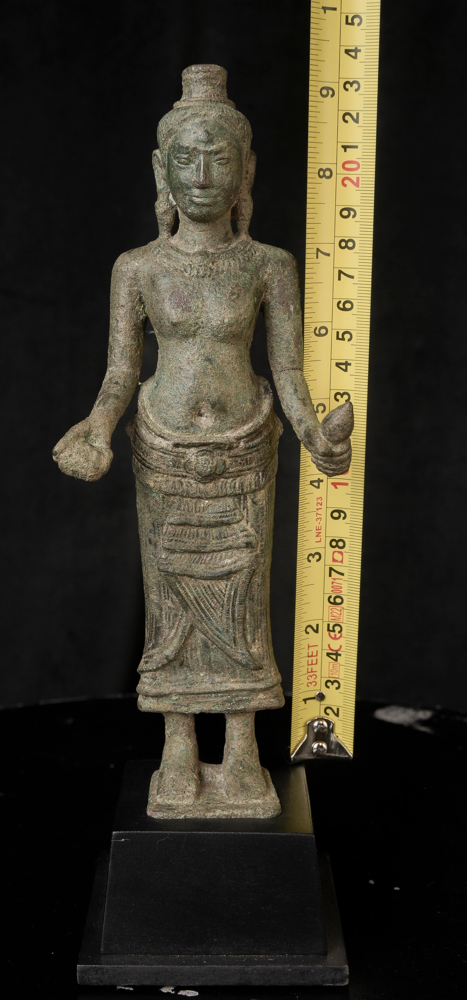 Moulage 11-13ème siècle Cambodgien Bronze Bouddhiste/Hindou.-Grand, Superbe 10290 en vente