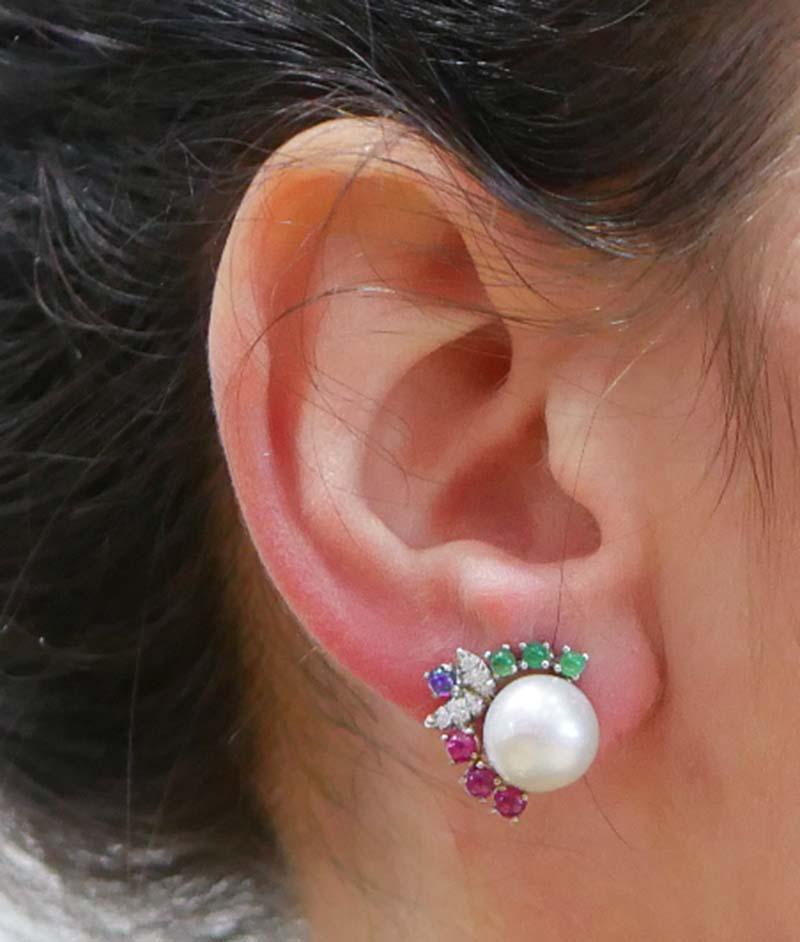 11, 5 Mm White Pearls, Rubies, Emeralds, Sapphires, 18 Kt White Gold Earrings. In Good Condition For Sale In Marcianise, Marcianise (CE)