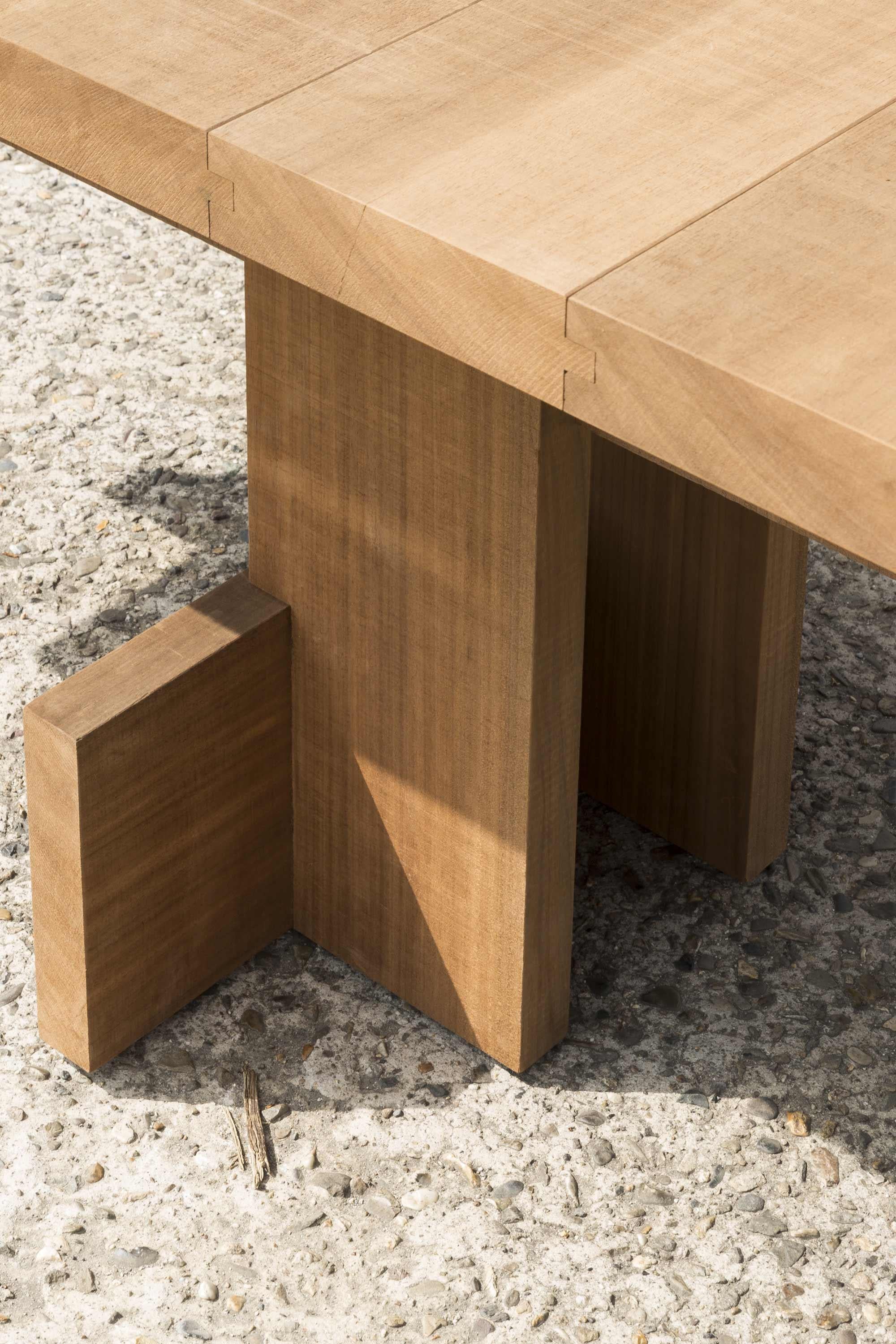 Table de salle à manger en bois brut, 11'-5