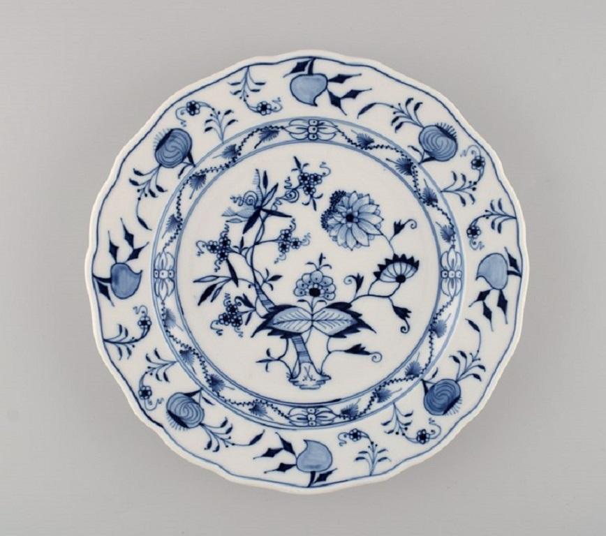 German 11 Antique Meissen Blue Onion Dinner Plates in Hand-Painted Porcelain