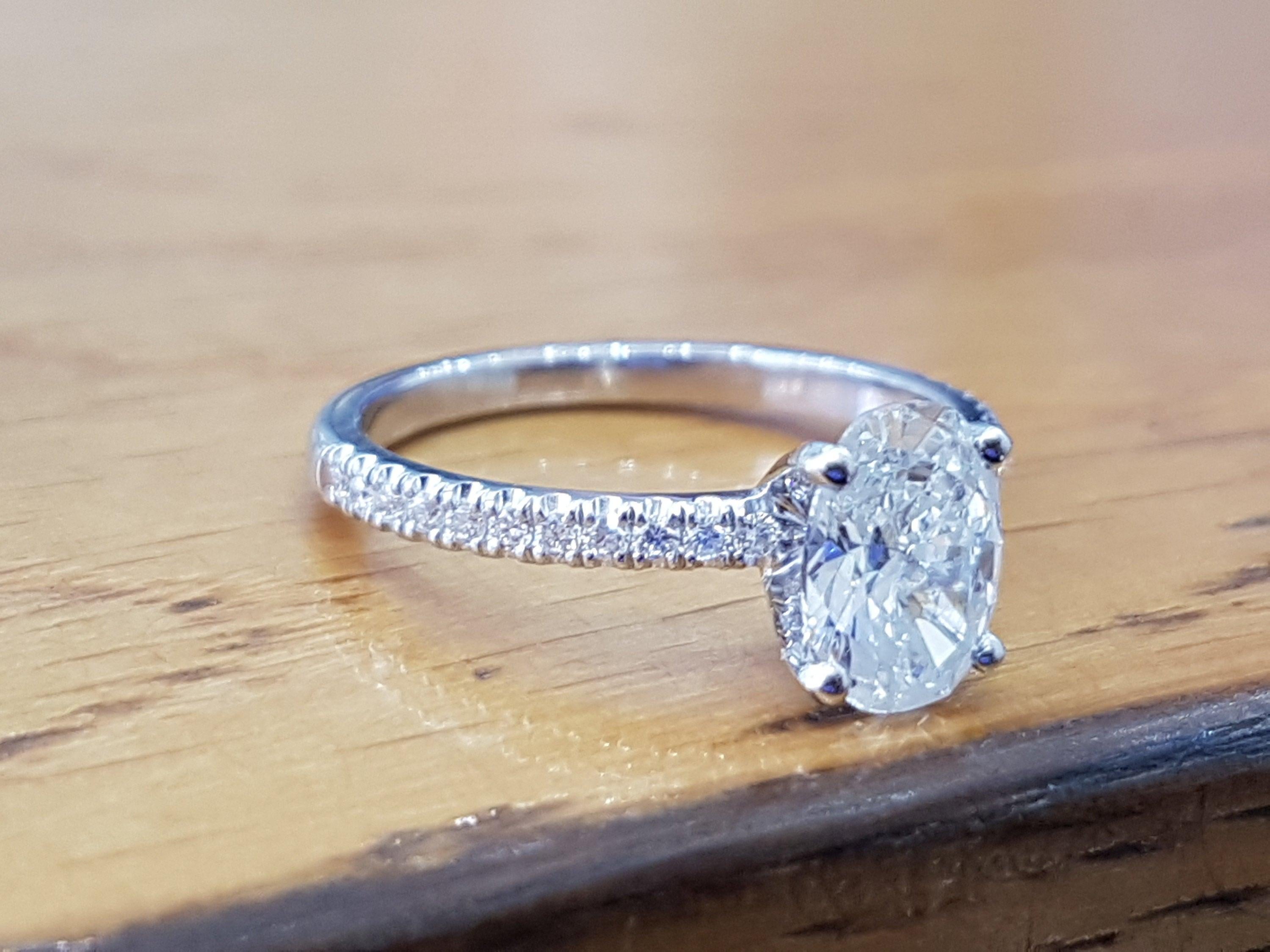 Oval Diamond Engagement Ring, Oval Cut Engagement Ring, Oval Engagement Ring 14k White Gold, Oval Shape Diamond Real Natural
 
 Main Stone Name: Natural Diamond
 Main Stone Weight: 0.90
 Main Stone Clarity: SI
 Main Stone Color: G
 Main Stone Shape: