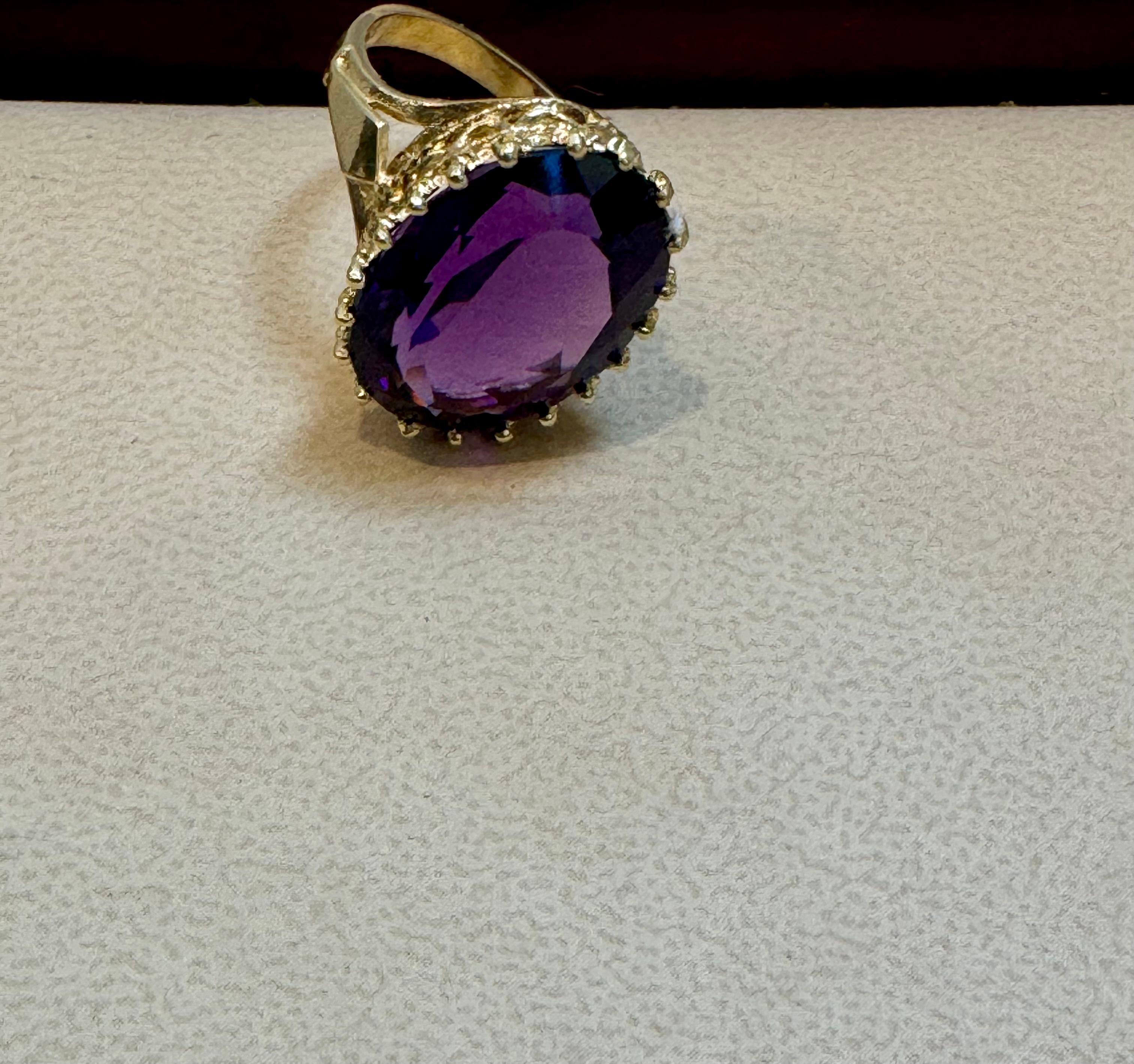 11 Carat Amethyst Cocktail Ring in 14 Karat Yellow Gold  7.2 GmSize 5.25 For Sale 8