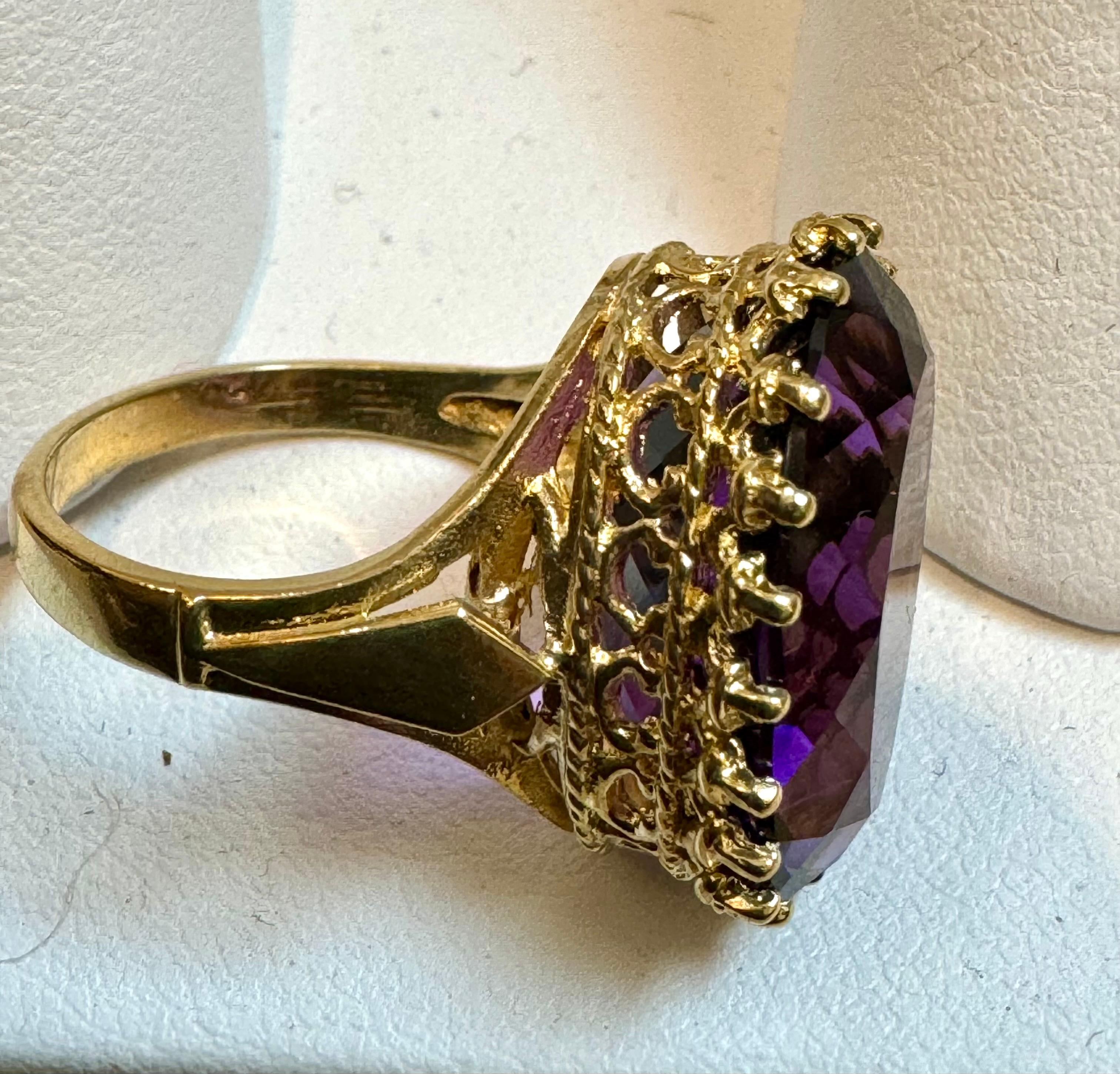 11 Carat Amethyst Cocktail Ring in 14 Karat Yellow Gold  7.2 GmSize 5.25 For Sale 4